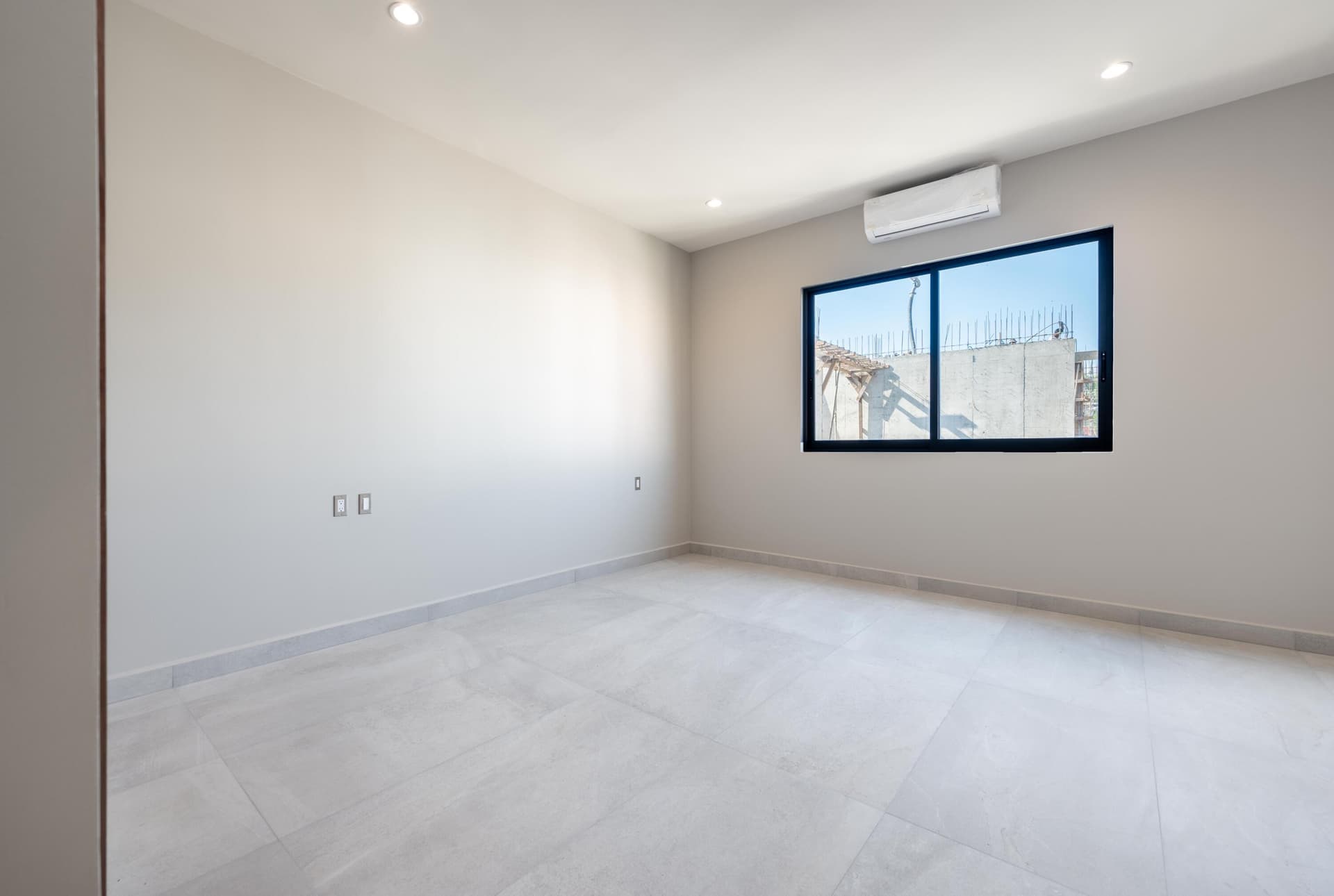 540 Av. Mexico 9