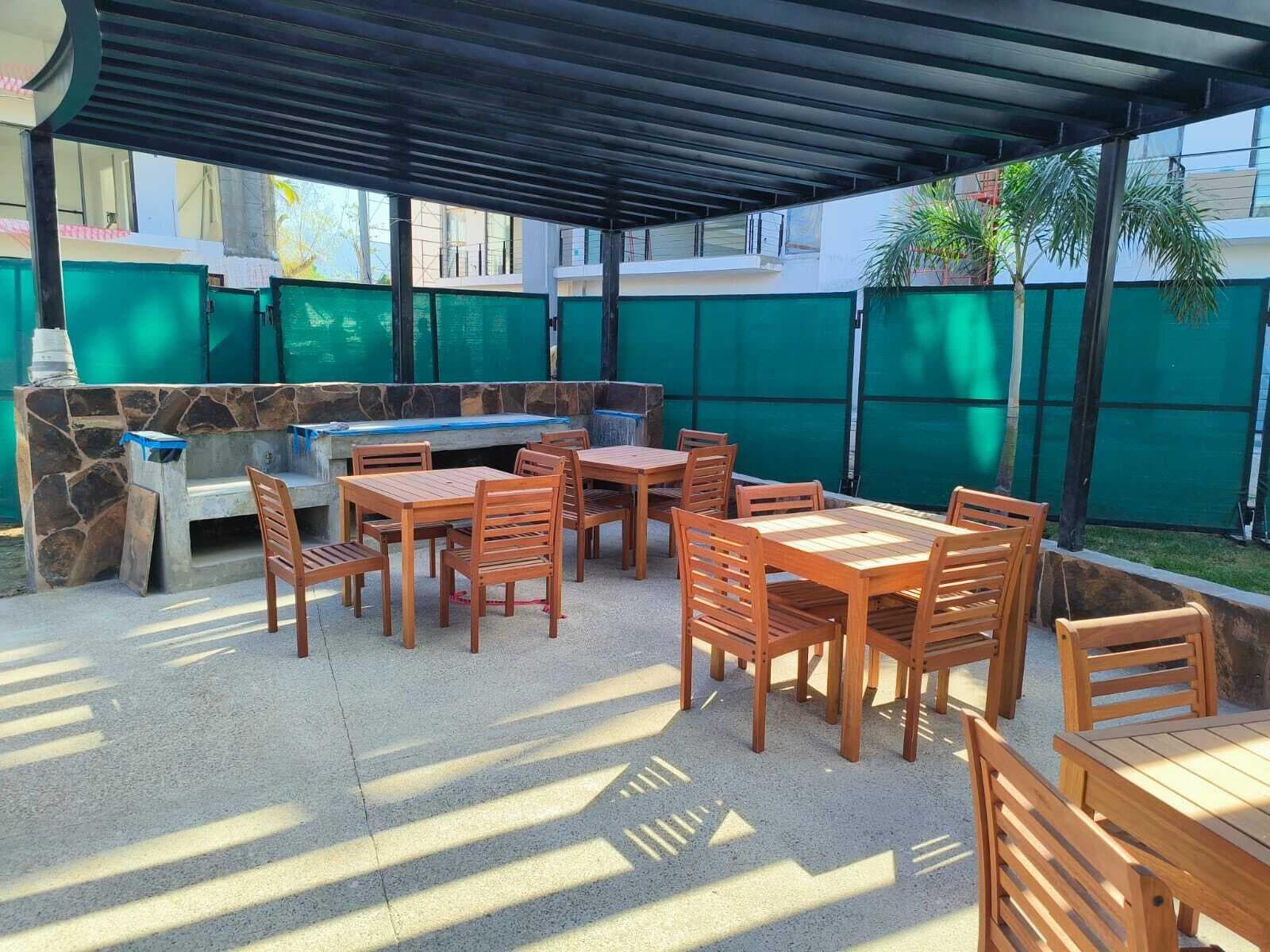1200 Ave Mexico 48290 12