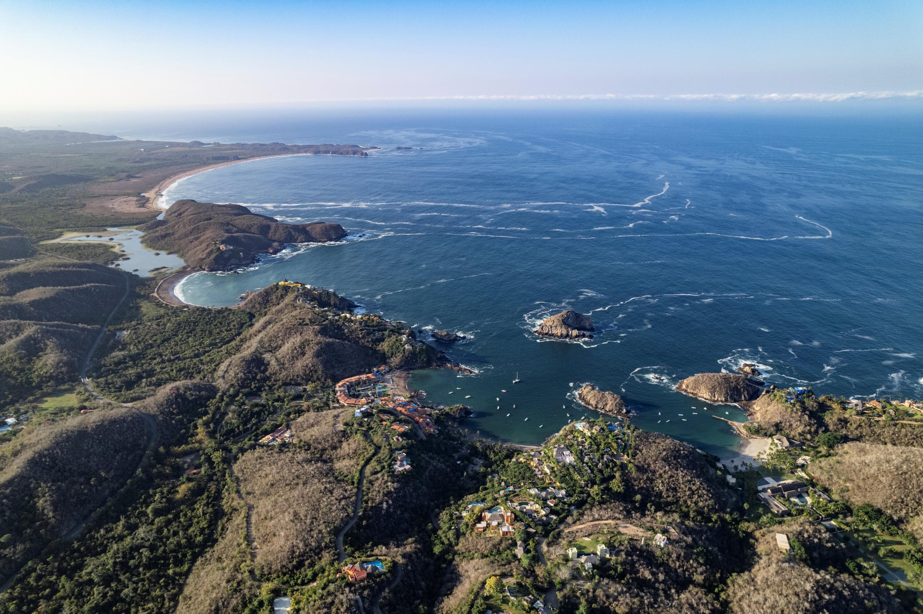 1 Punta Playa Rosa 28