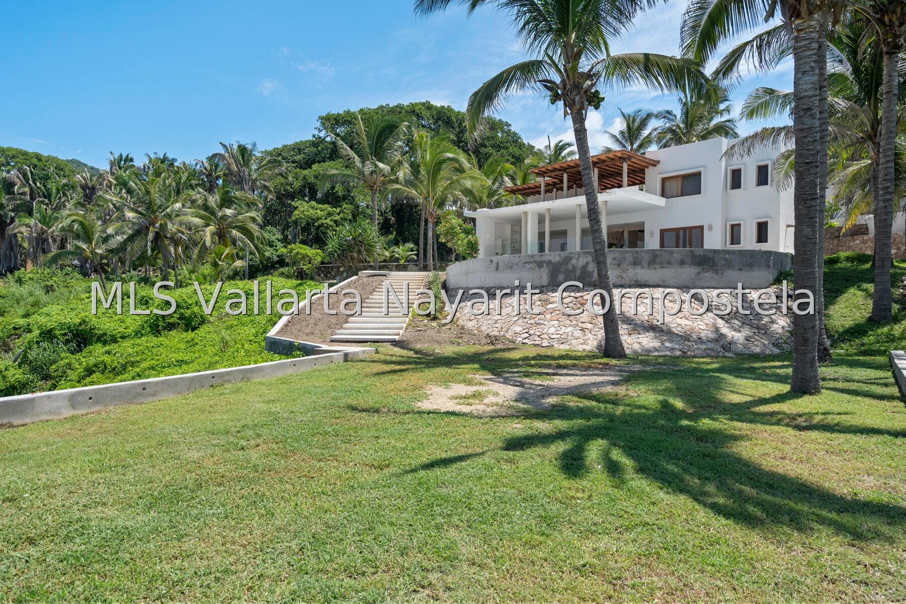 S/N Calle Aguila 63734 5