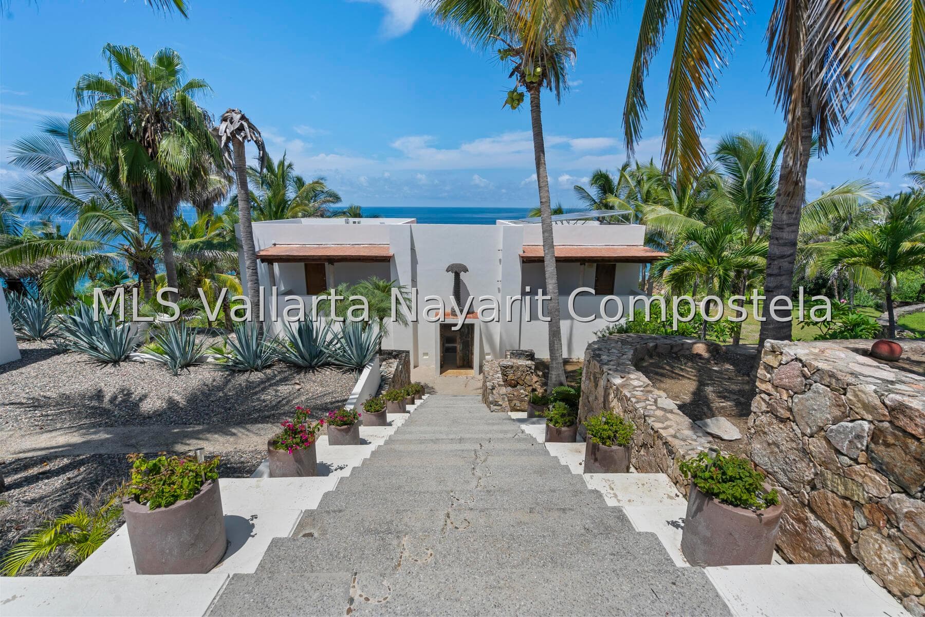 S/N Calle Aguila 63734 6