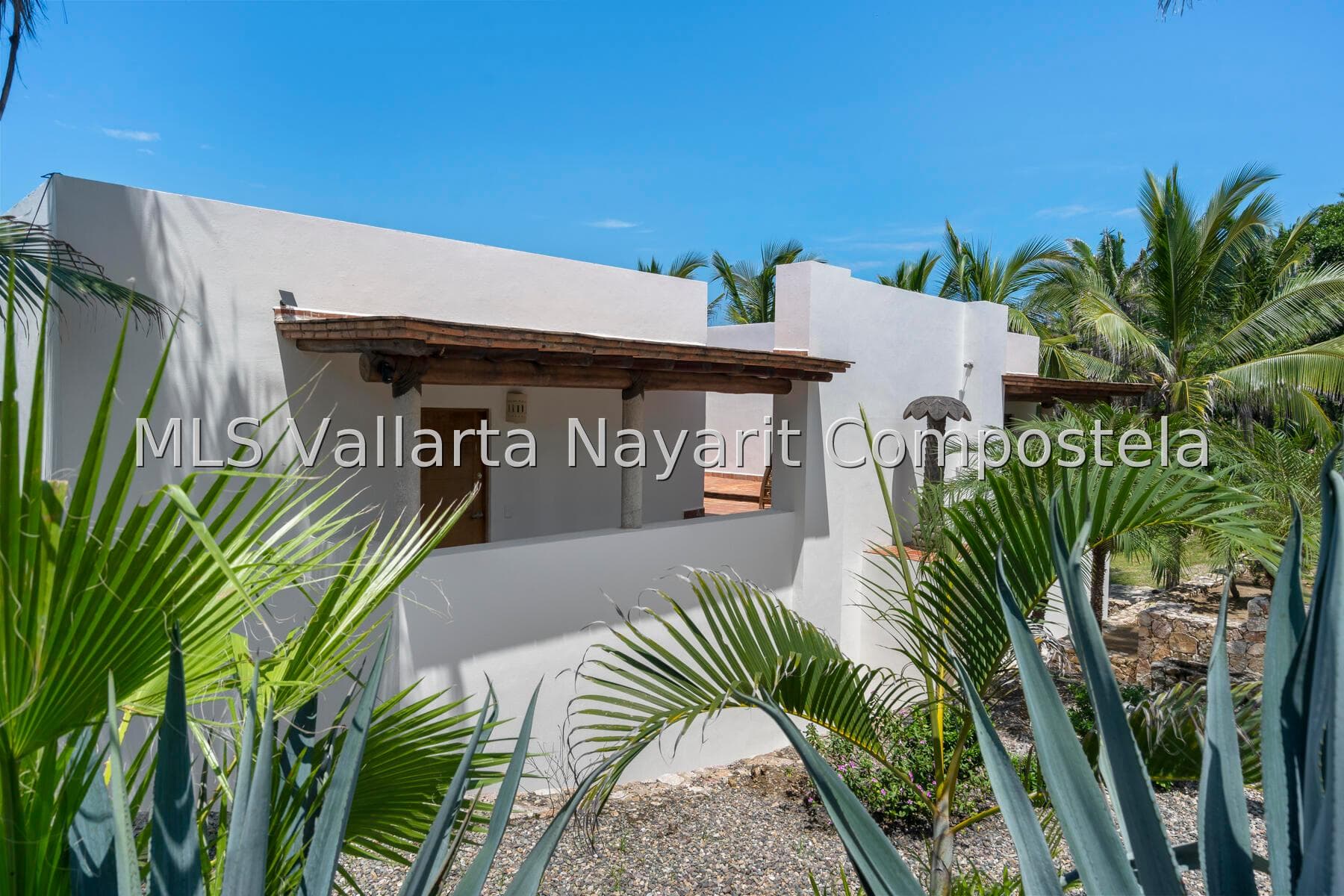 S/N Calle Aguila 63734 7