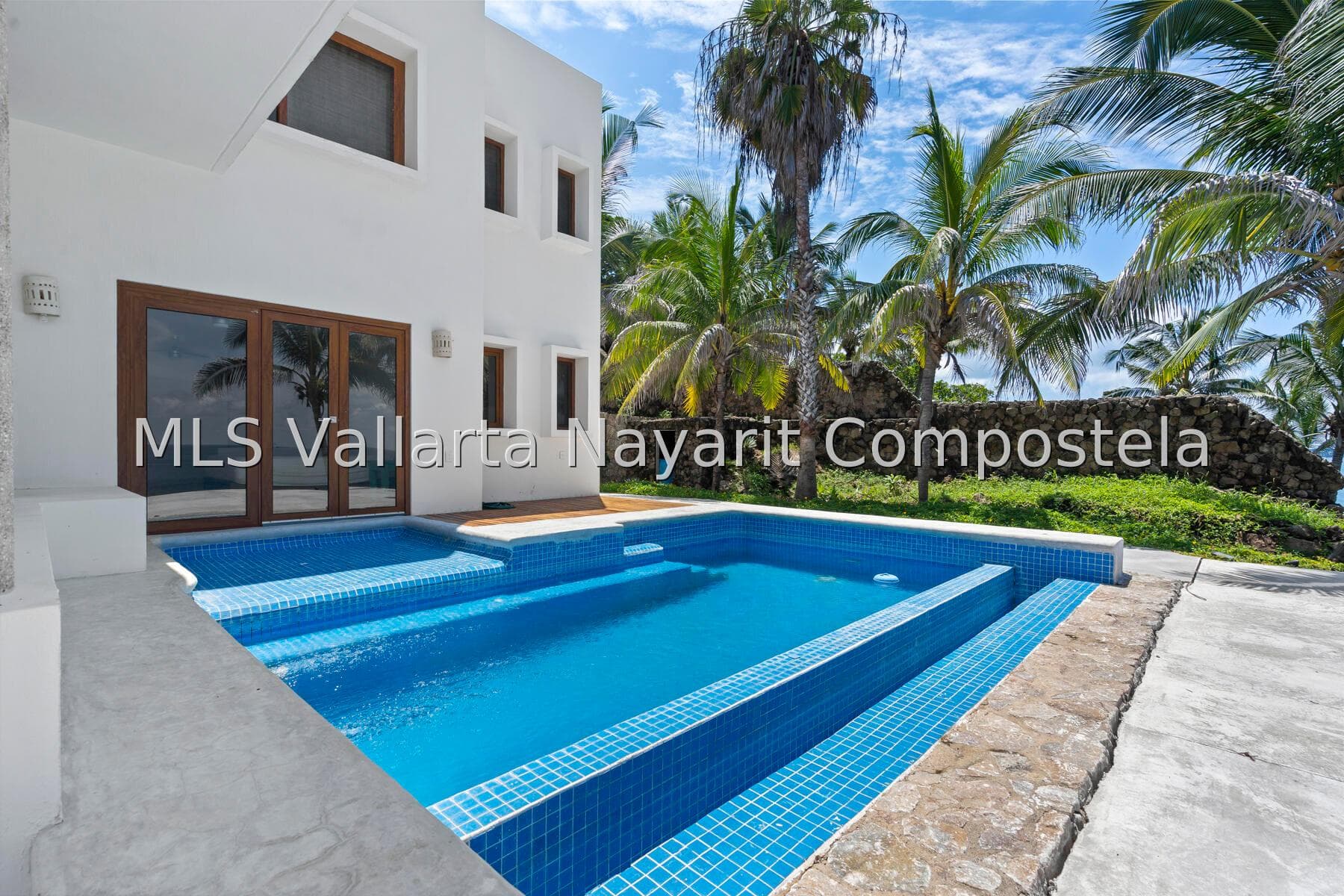 S/N Calle Aguila 63734 21