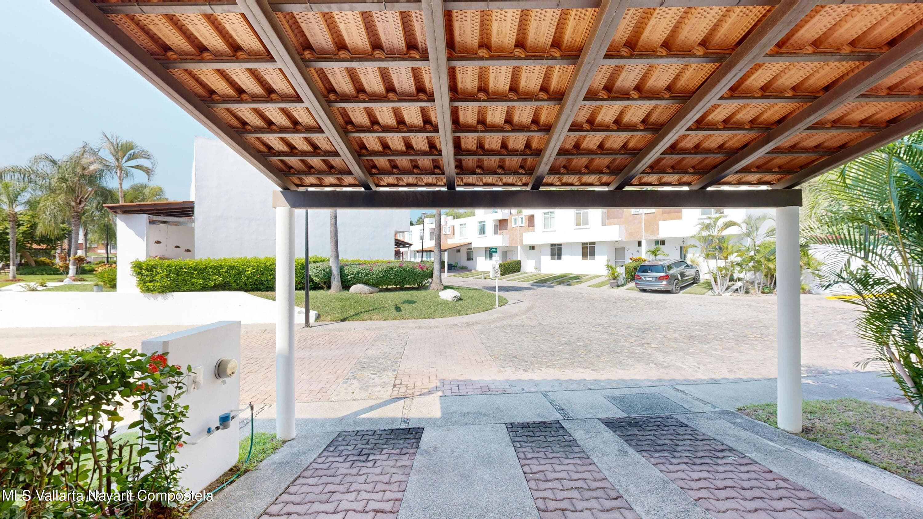 302 Av. Del Mar 32