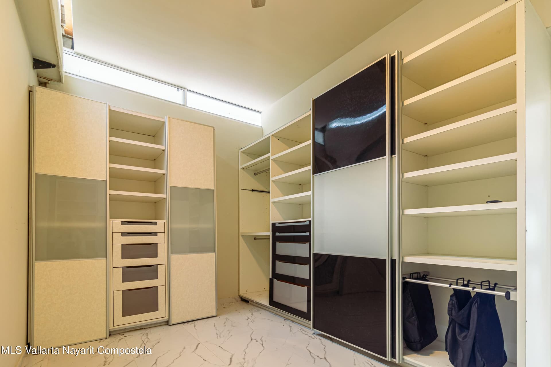 293 Gardenias 21