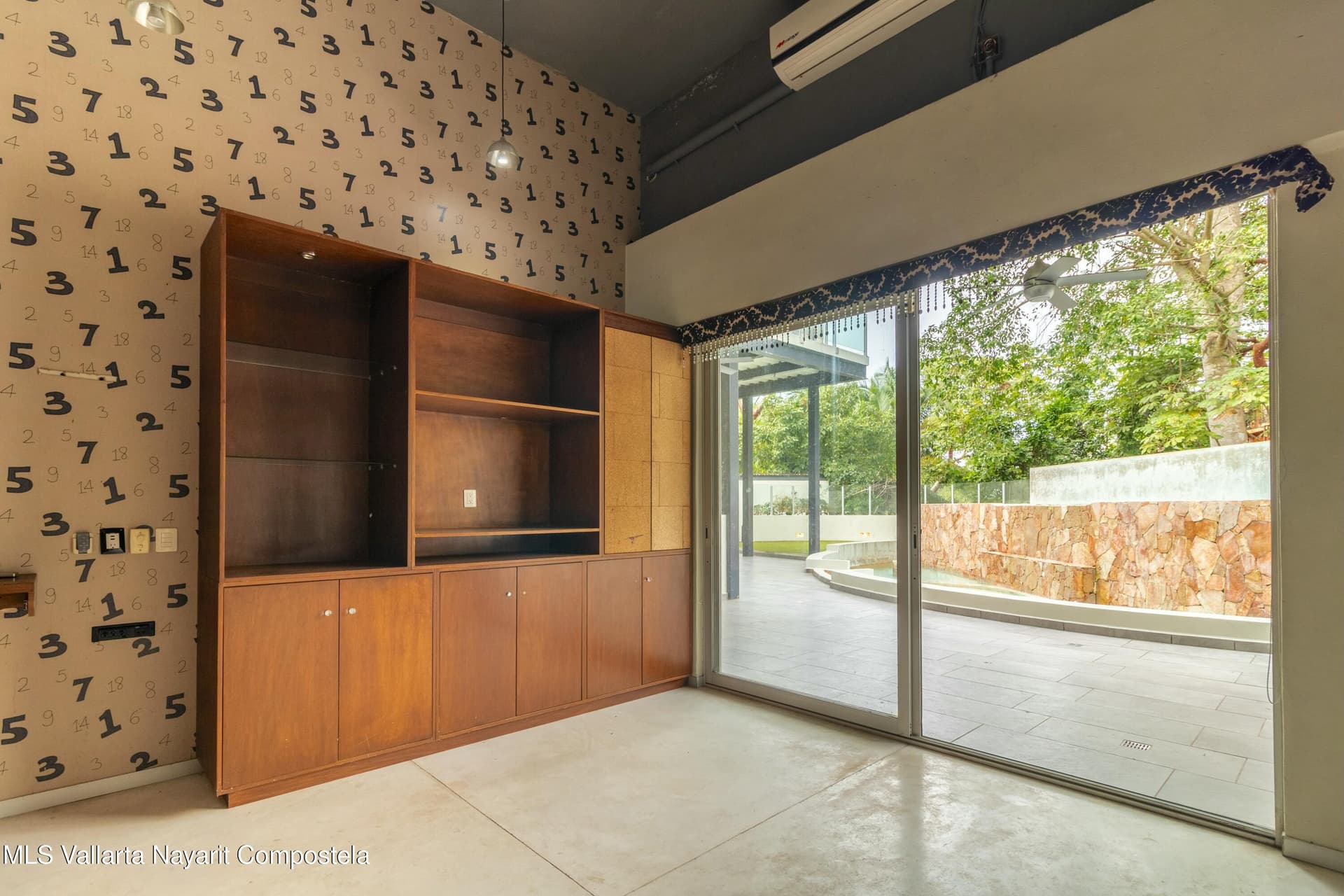 293 Gardenias 25