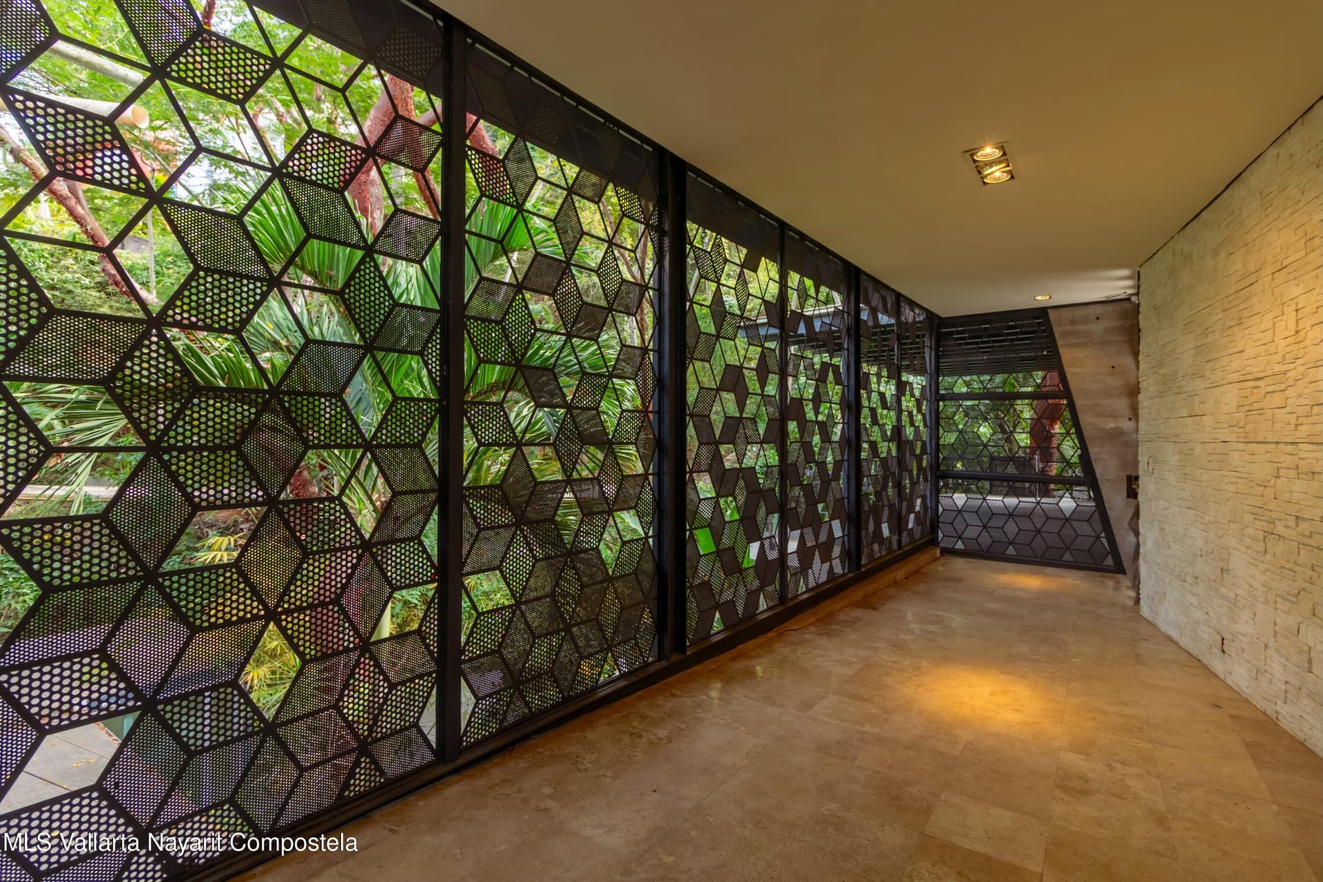 293 Gardenias 39