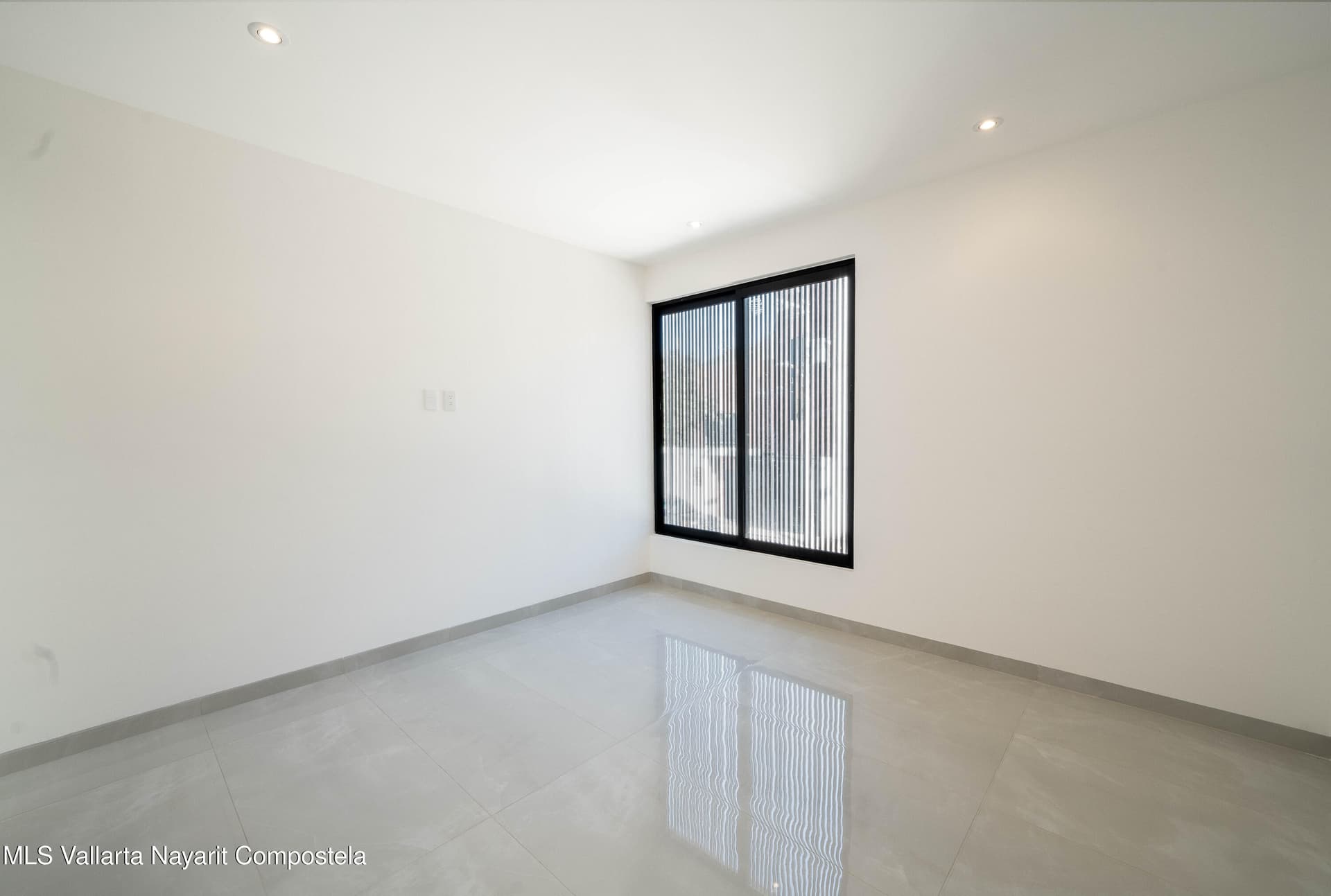 652 Vista del Sol 20