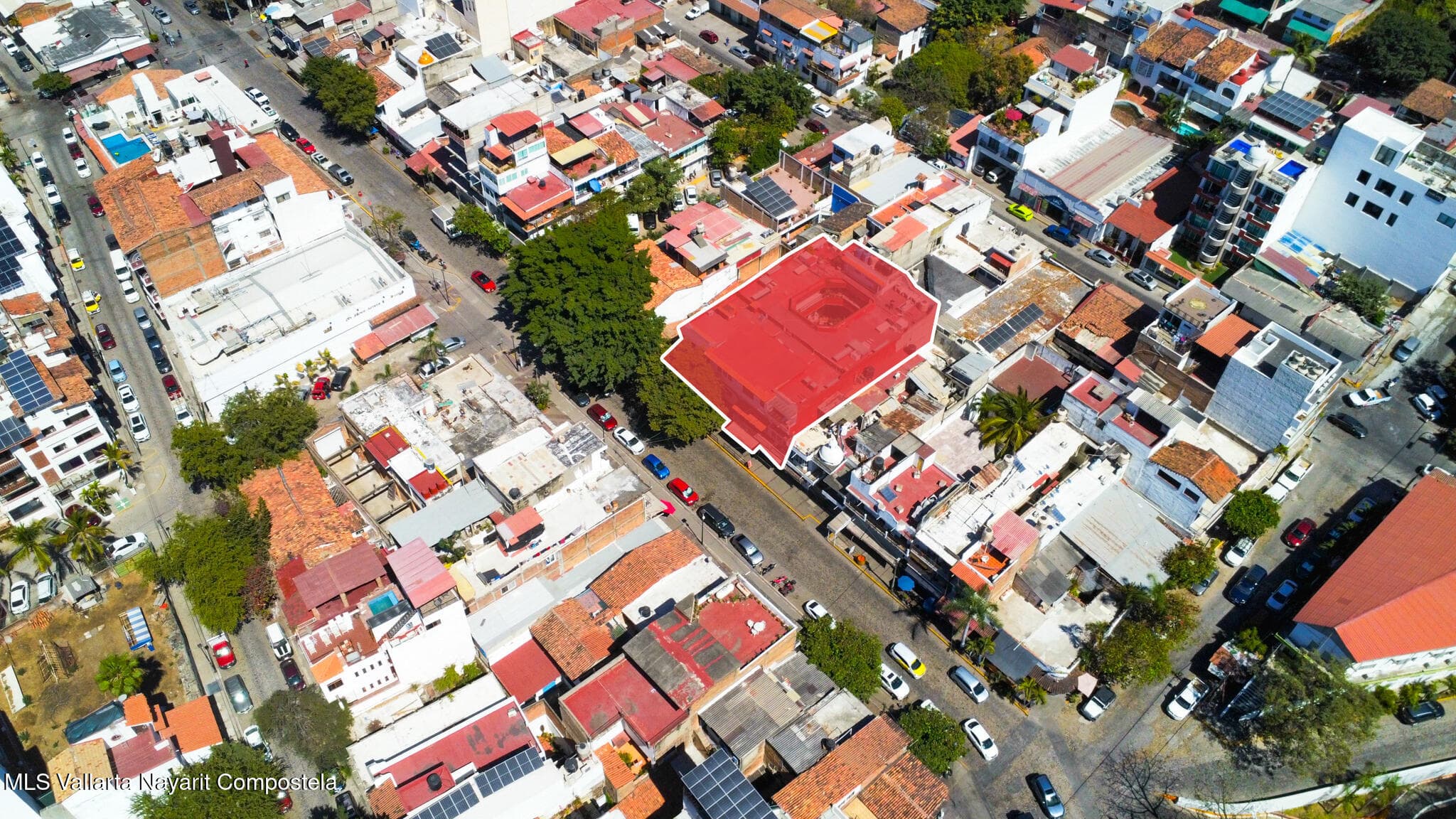 1082 Av Mexico 5