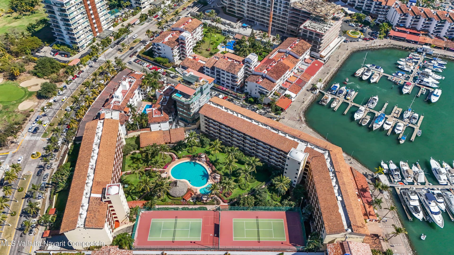 Marina Golf 13