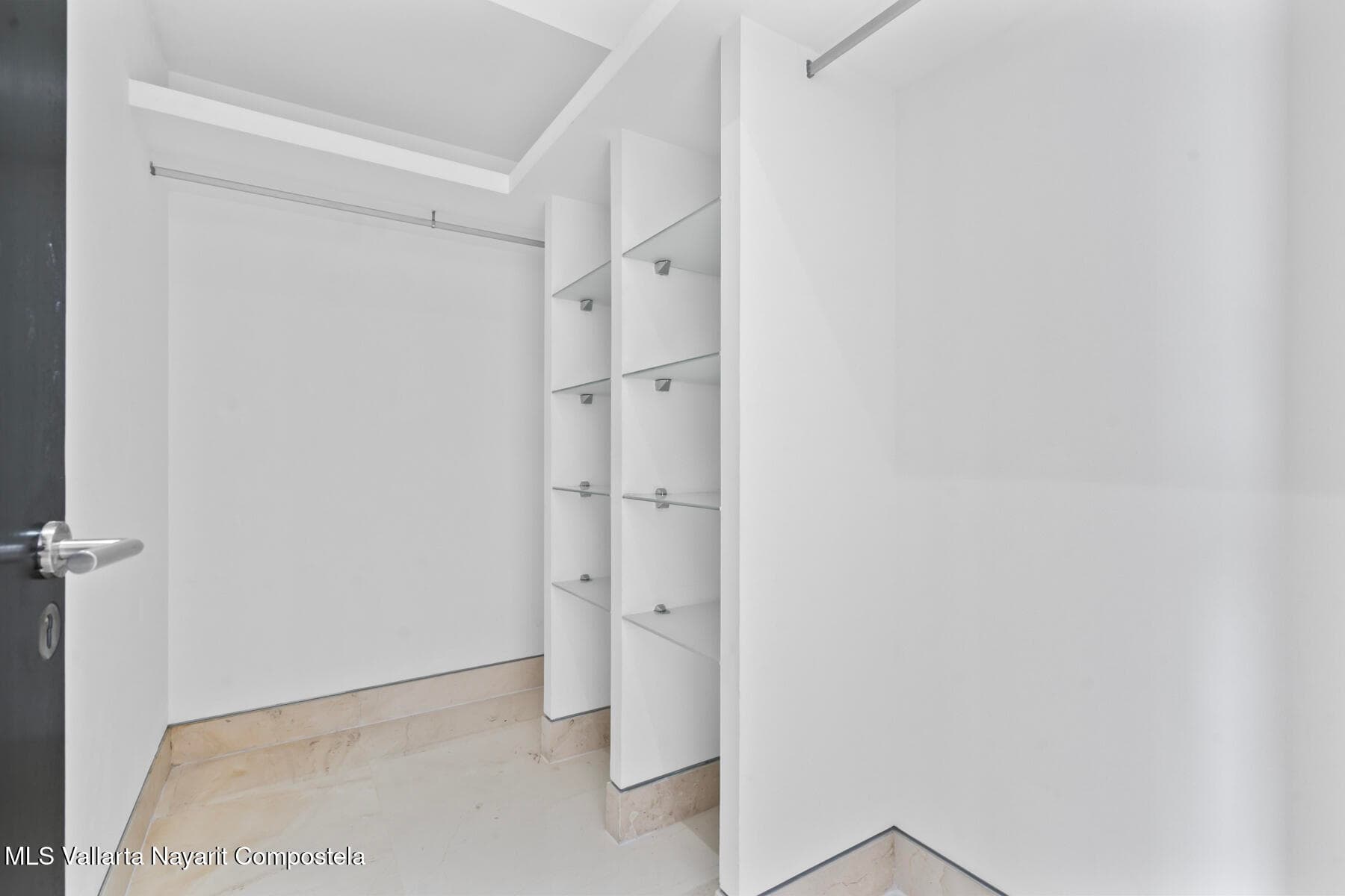 Avalon 5