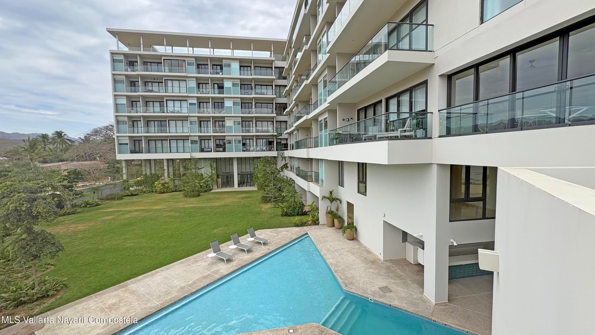 Zantamar 24