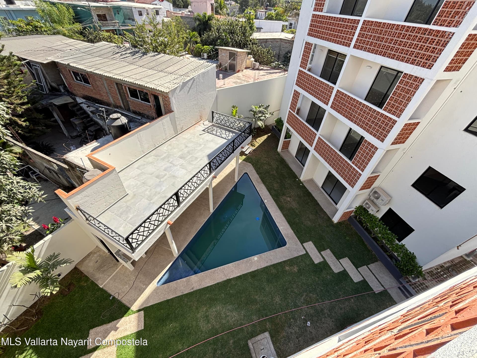 522 Avenida Mexico 10