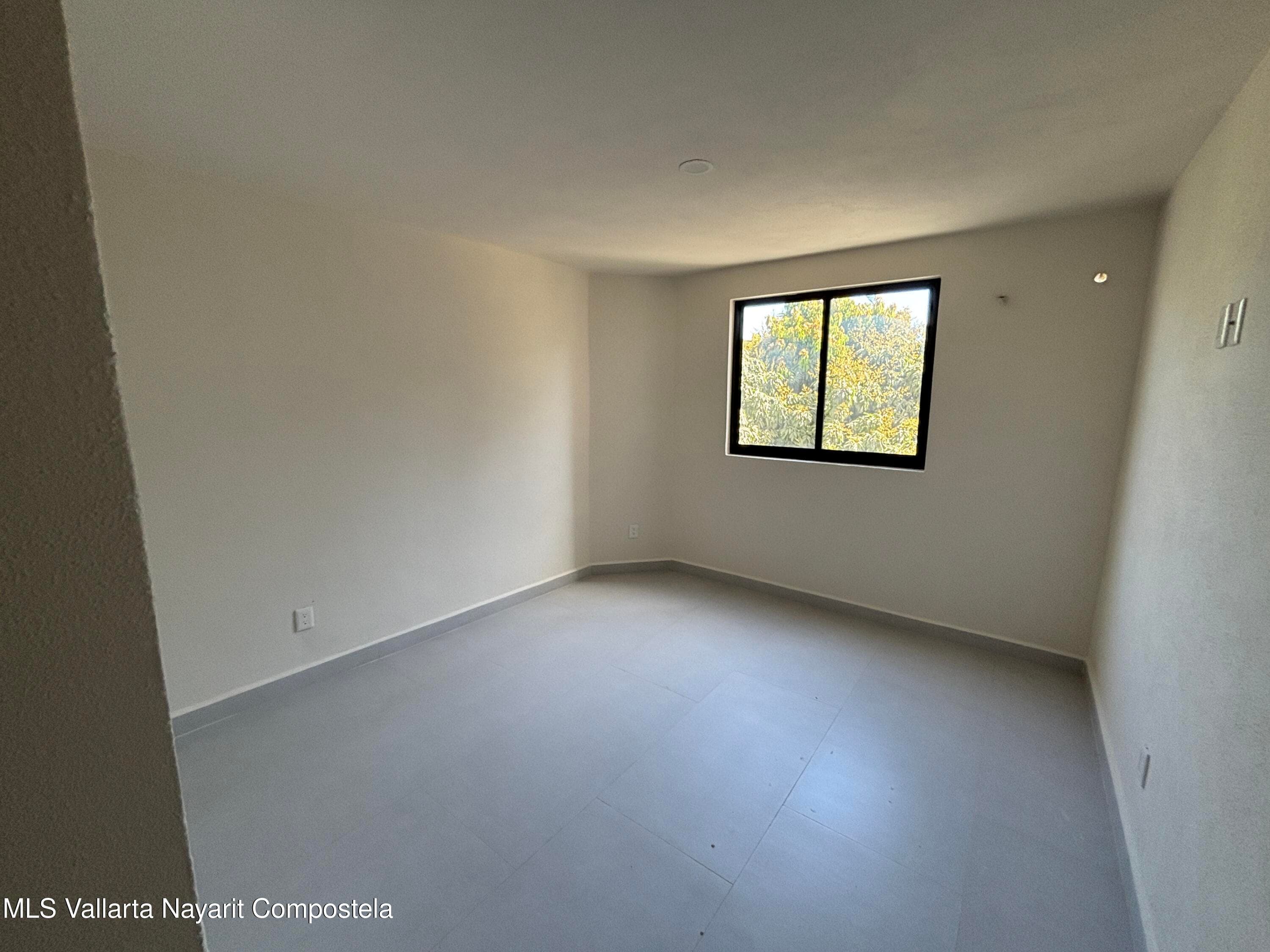 522 Avenida Mexico 4