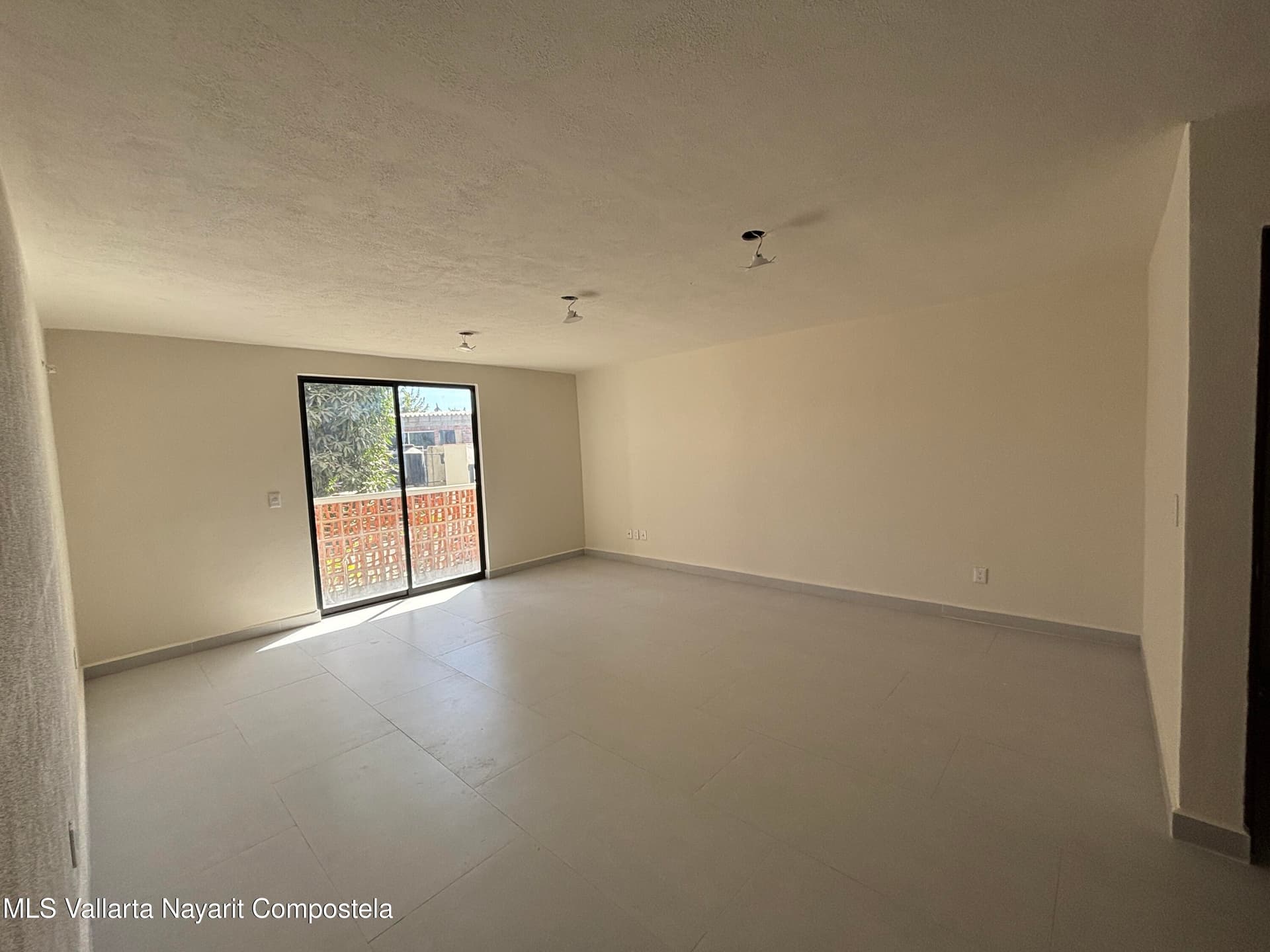 522 Avenida Mexico 6