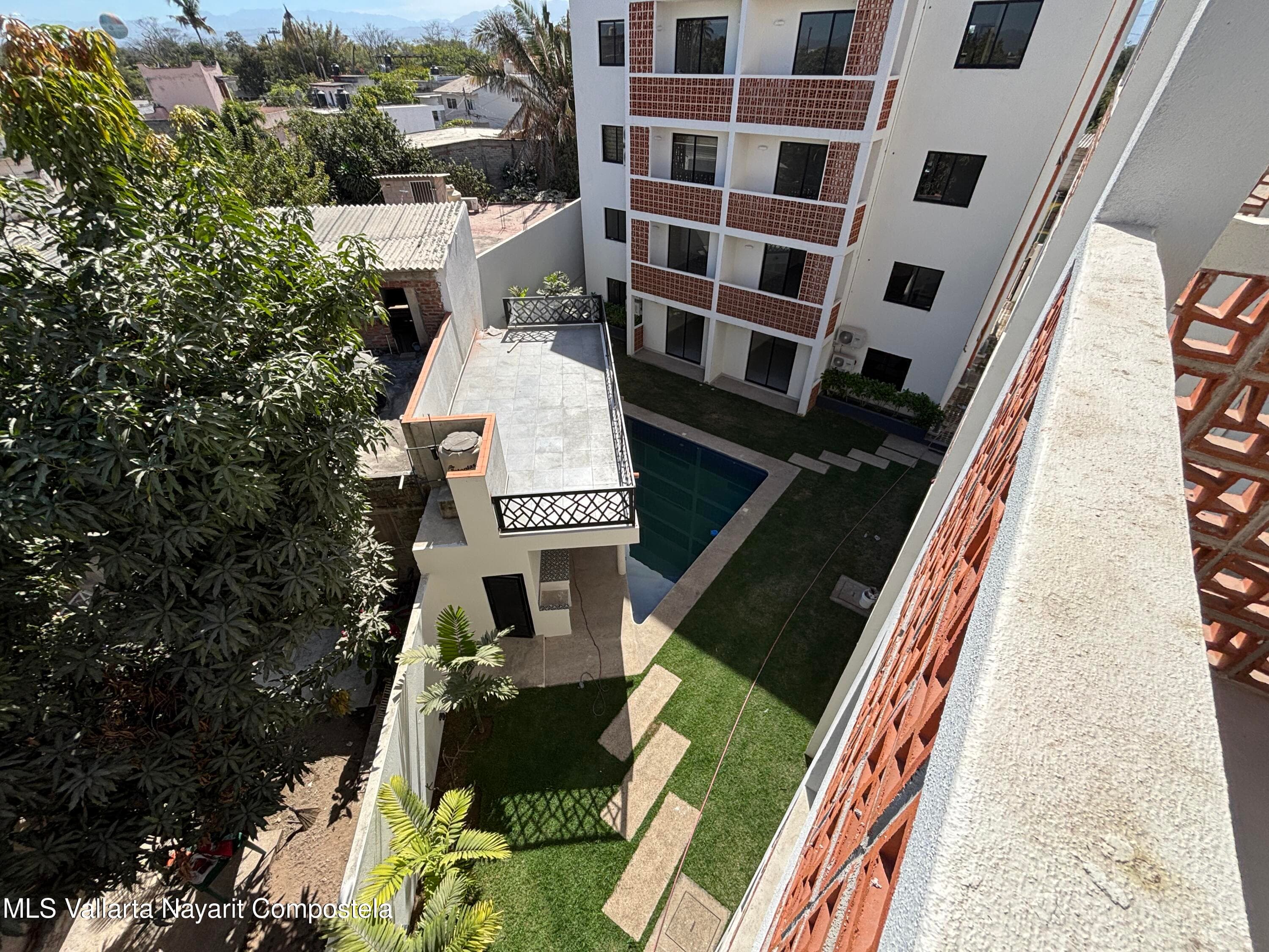522 Avenida Mexico 15