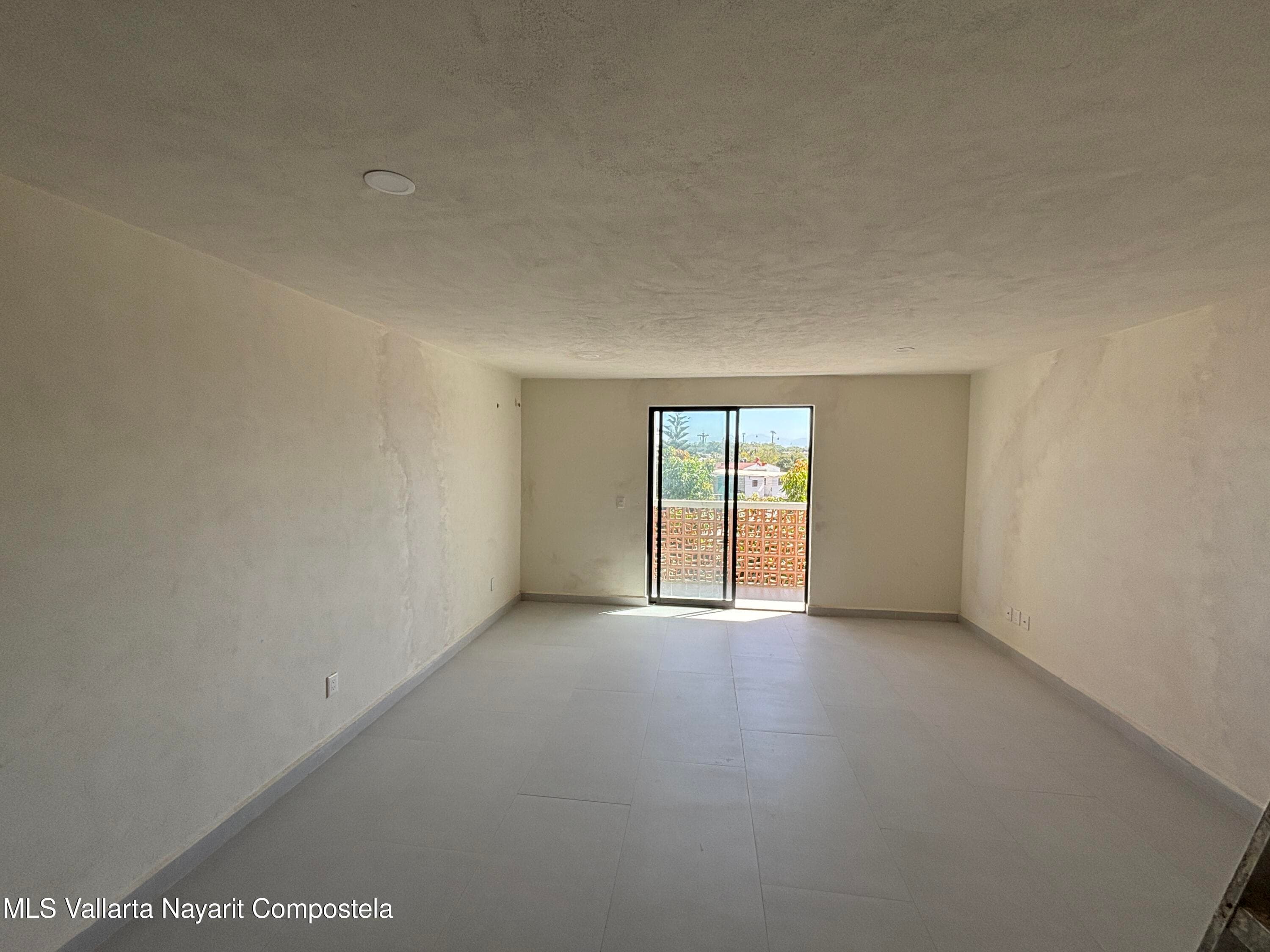 522 Avenida Mexico 18