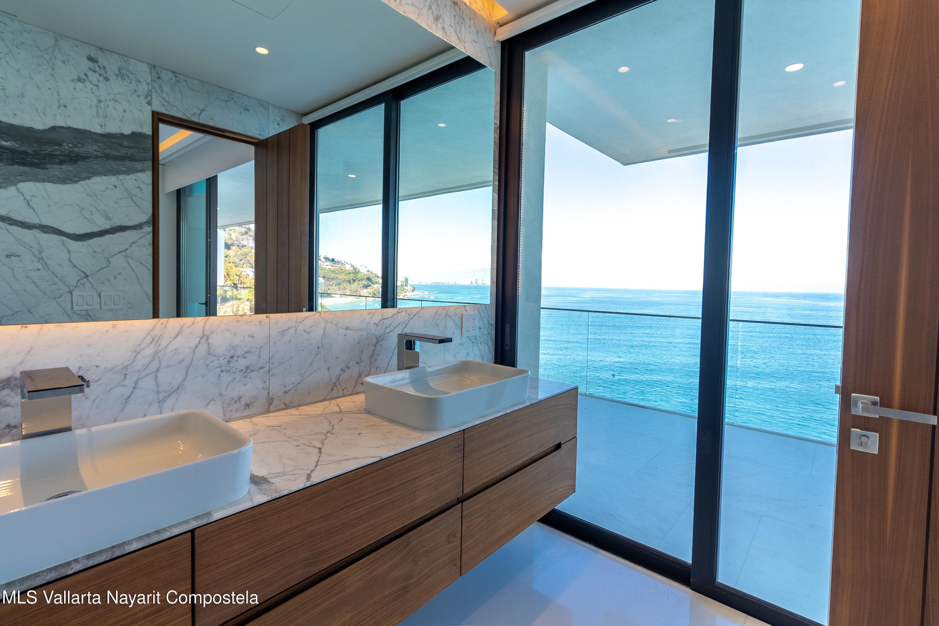 The Reef 21