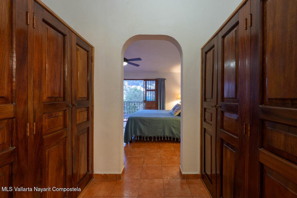 636 Cuauhtemoc 20