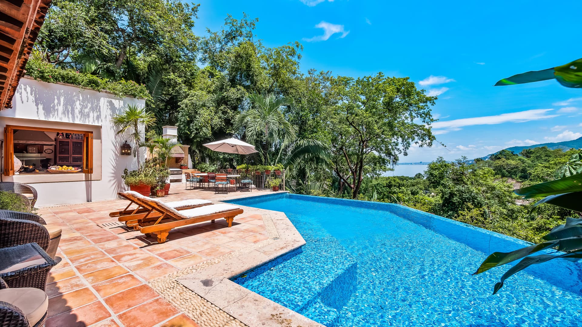 Sierra Del Mar 8