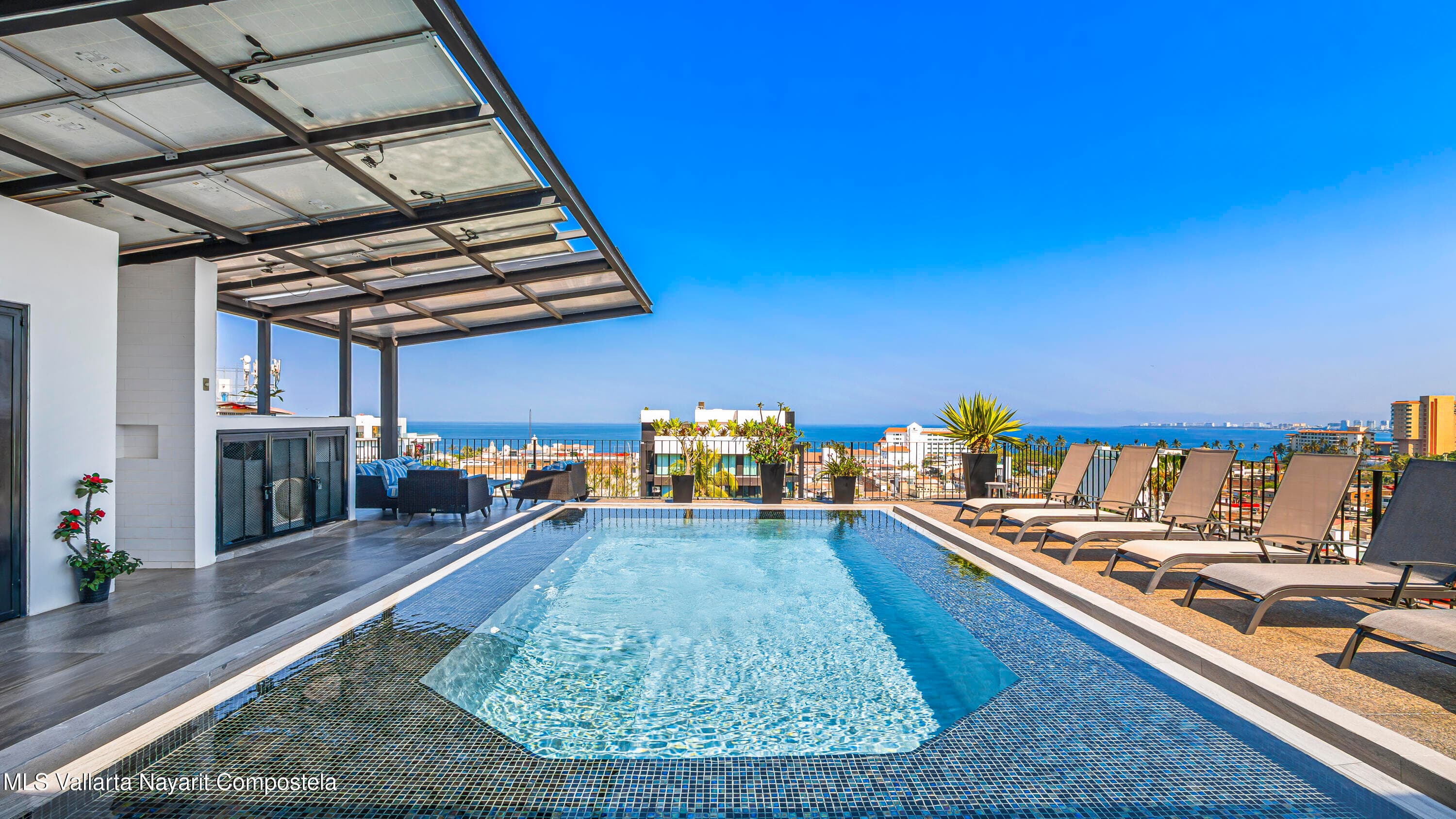 Condo CR1275 2