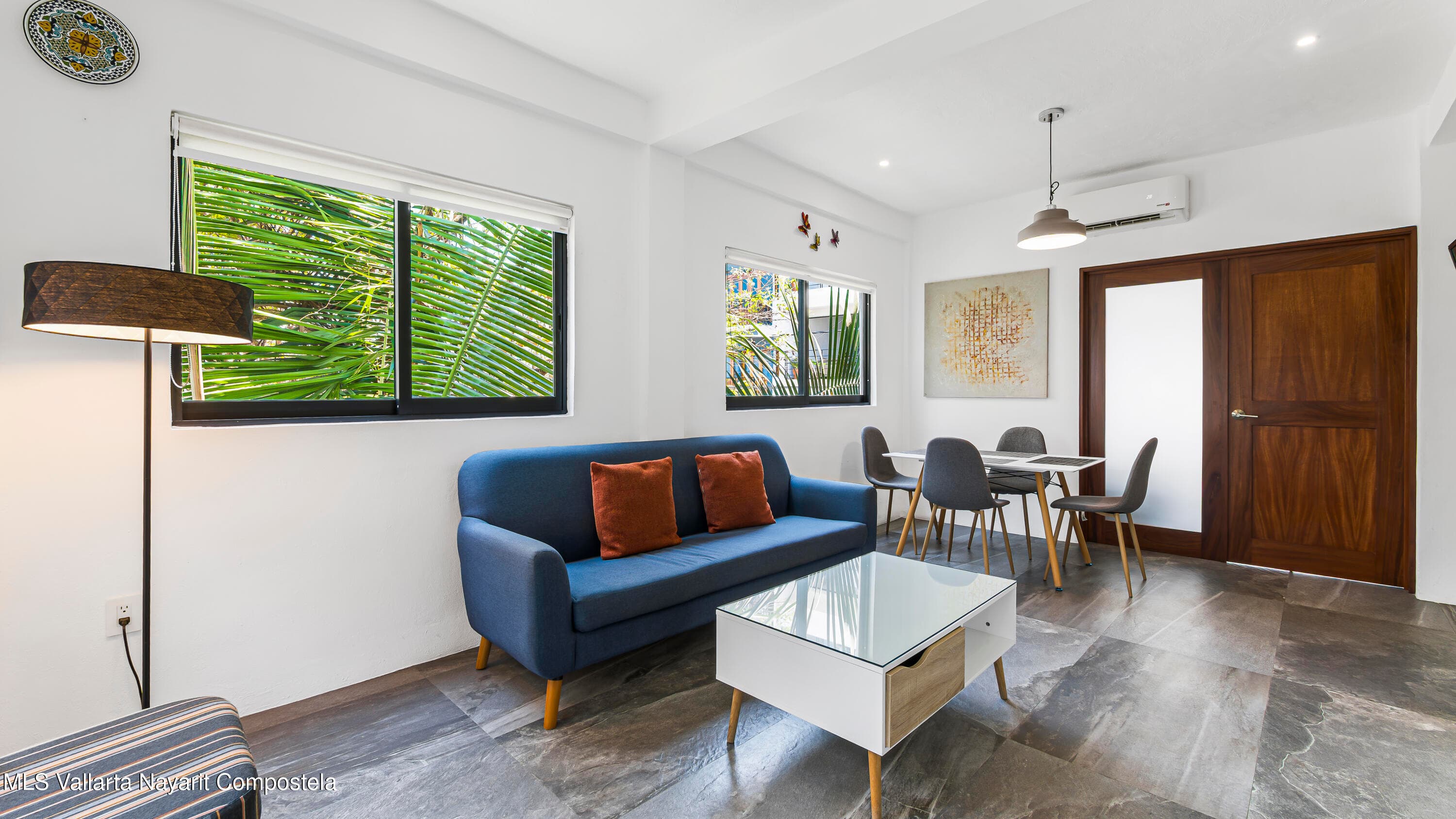 Condo CR1275 14