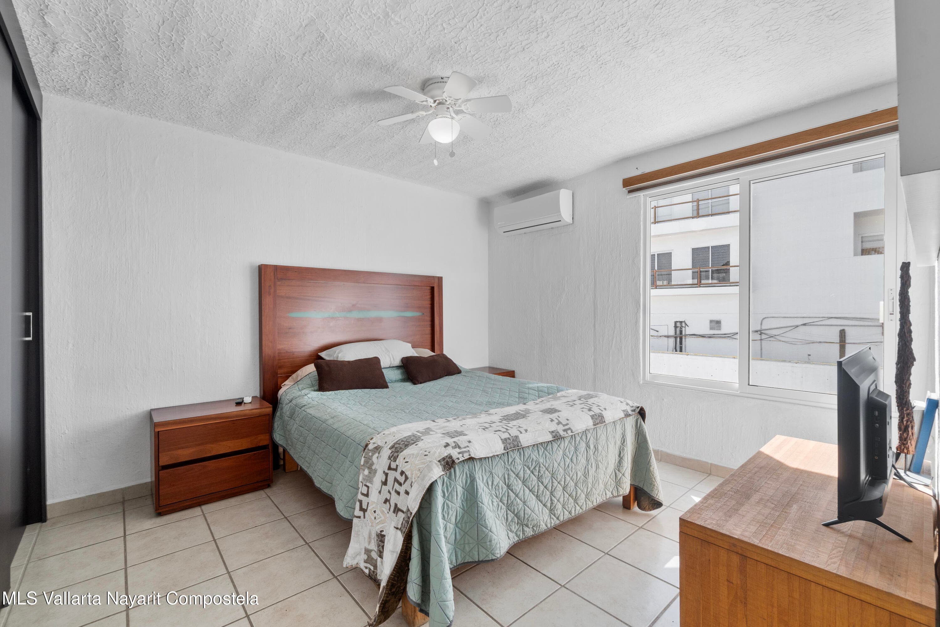 140 Av. Prisciliano Sanchez 8