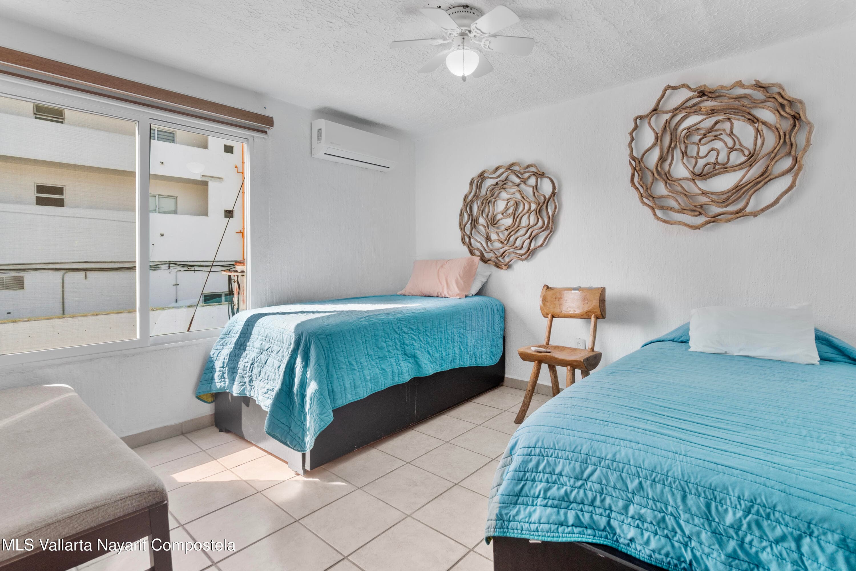 140 Av. Prisciliano Sanchez 10