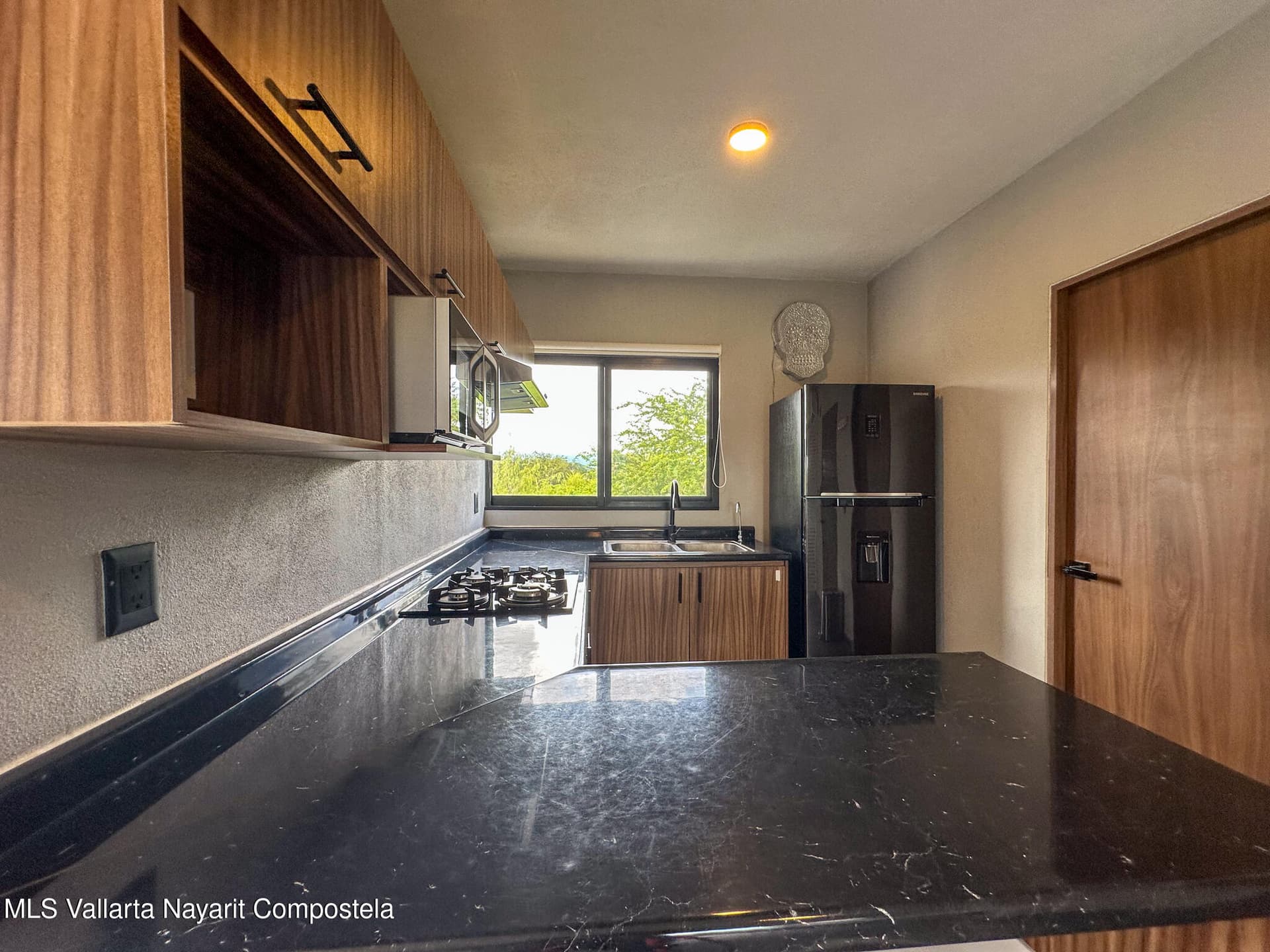 403 Paseo Foresta 9