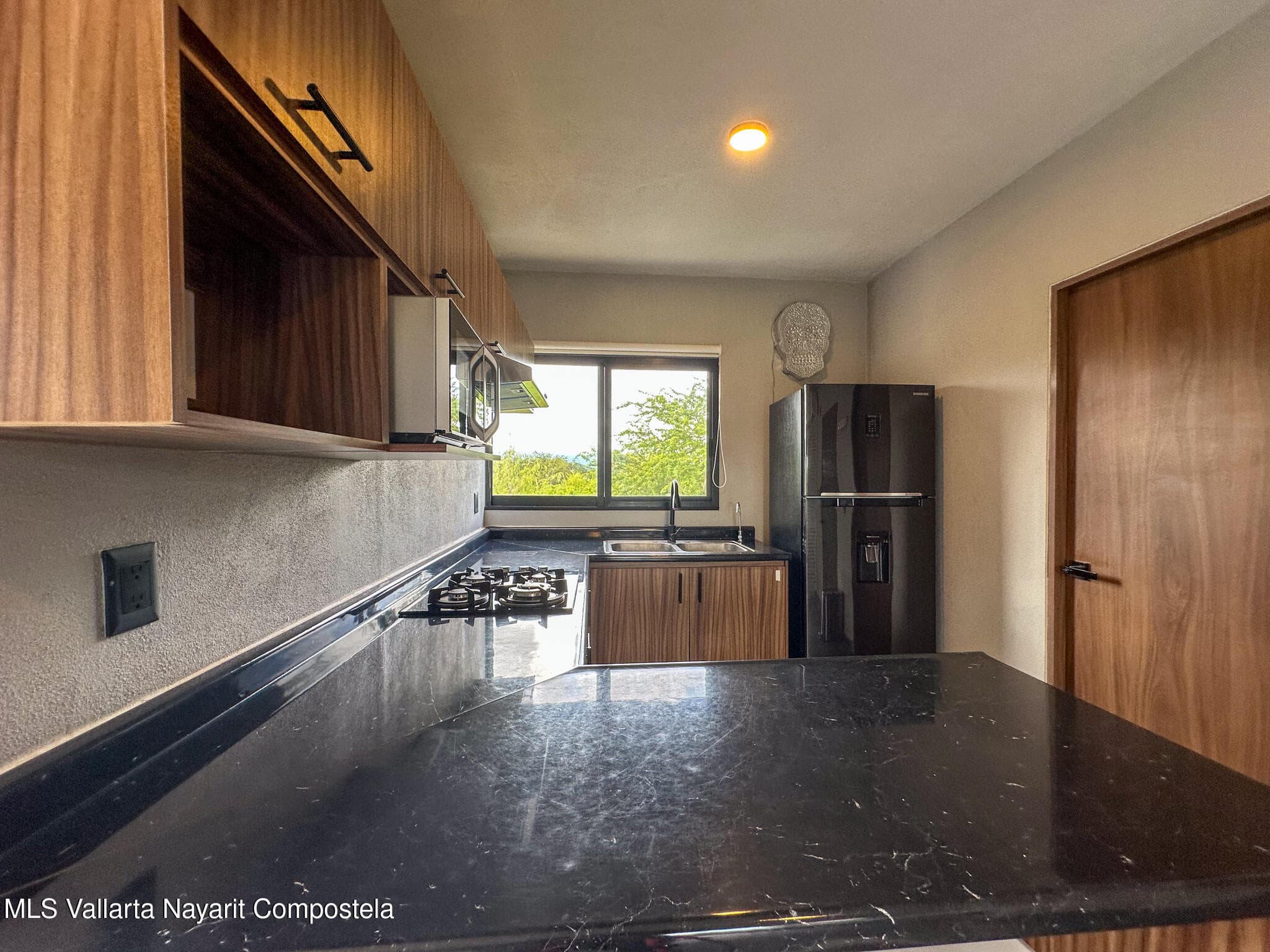 403 Paseo Foresta 9
