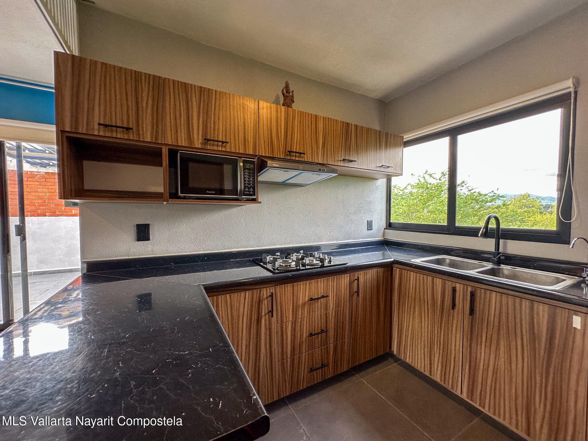 403 Paseo Foresta 14