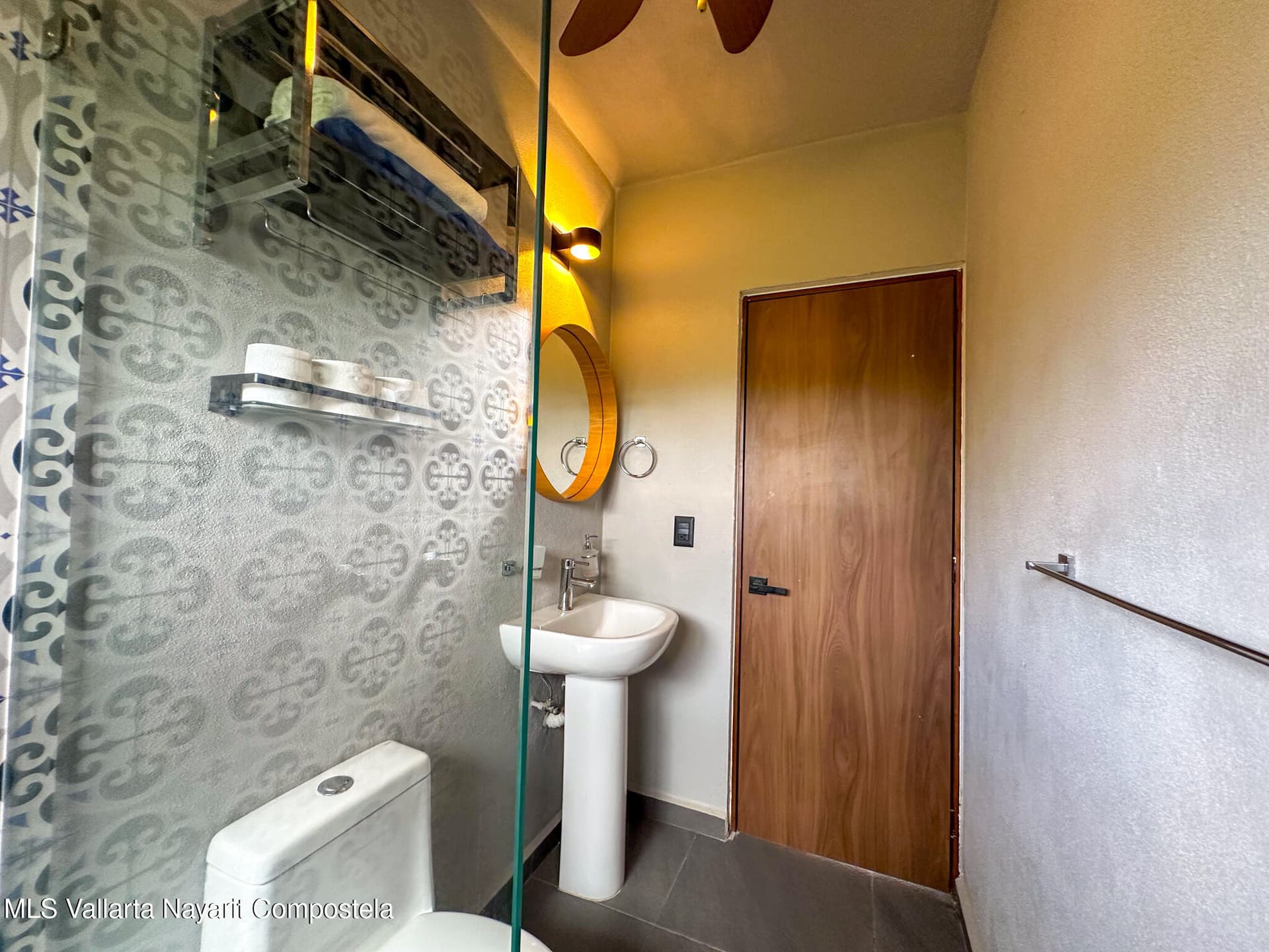 403 Paseo Foresta 16