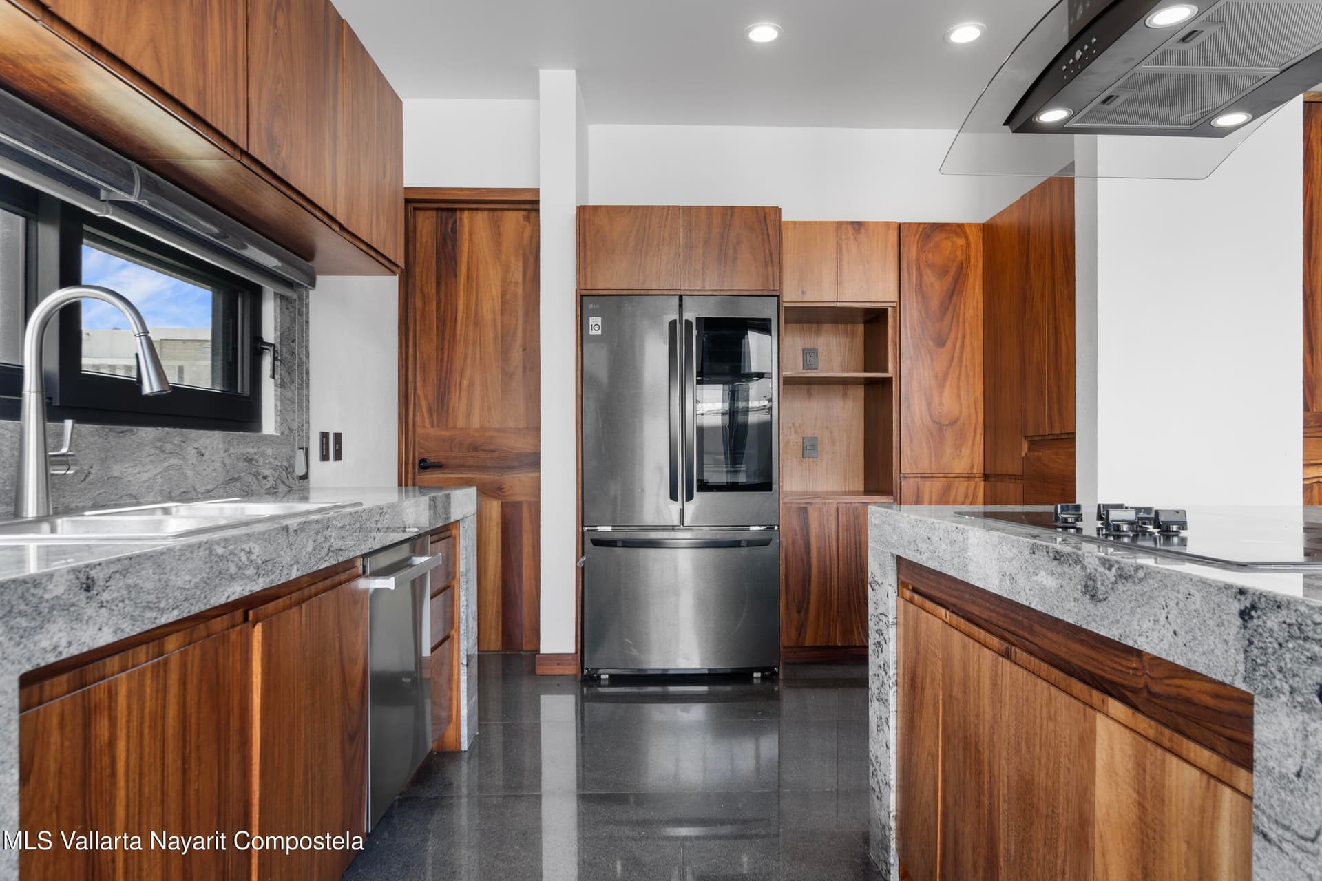 86 Boulevard Nayarit 8
