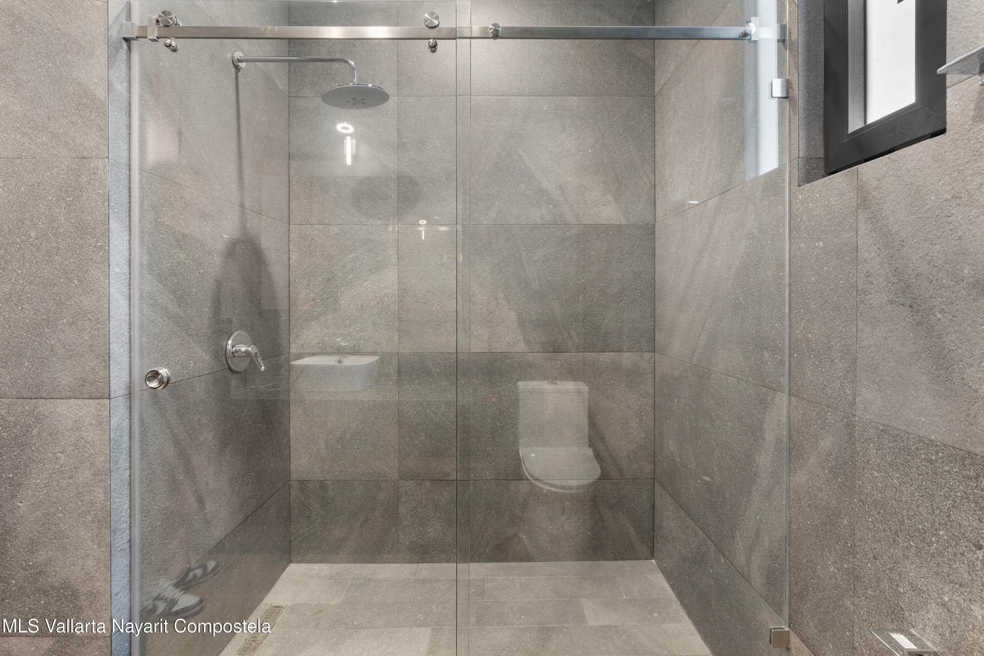 86 Boulevard Nayarit 21