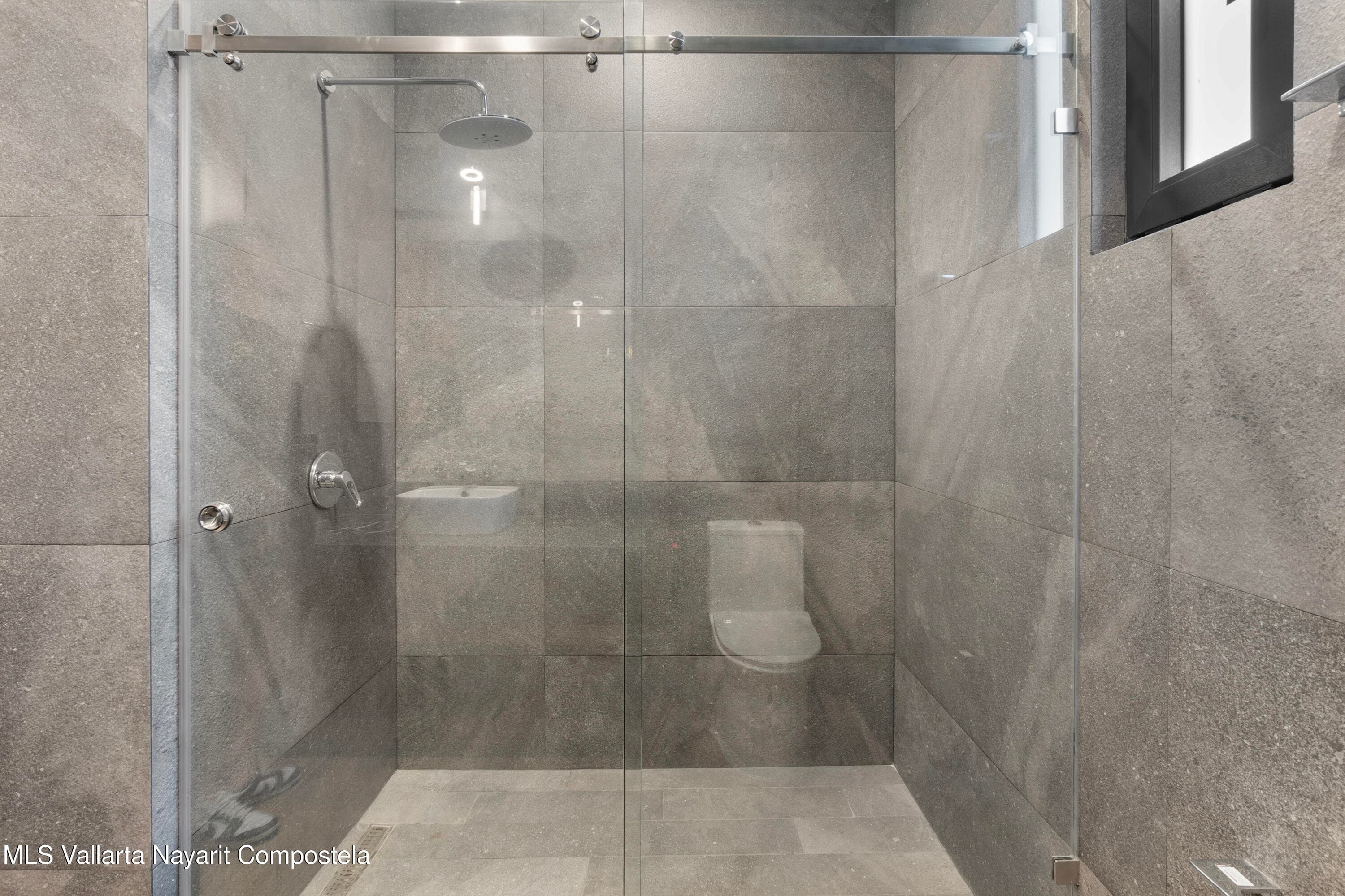 86 Boulevard Nayarit 21