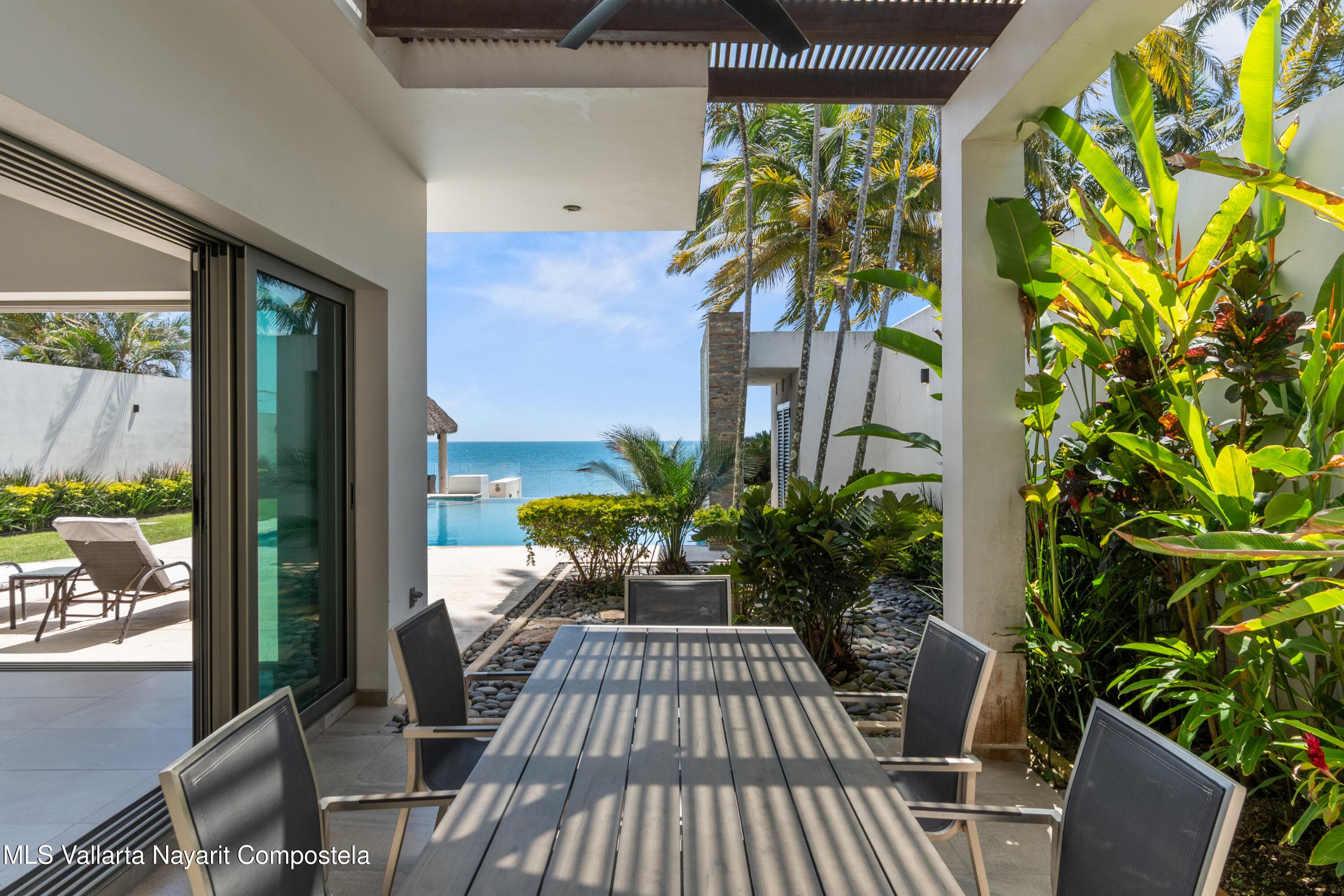 100 Carr. Playa Los Cocos-Aticama 6