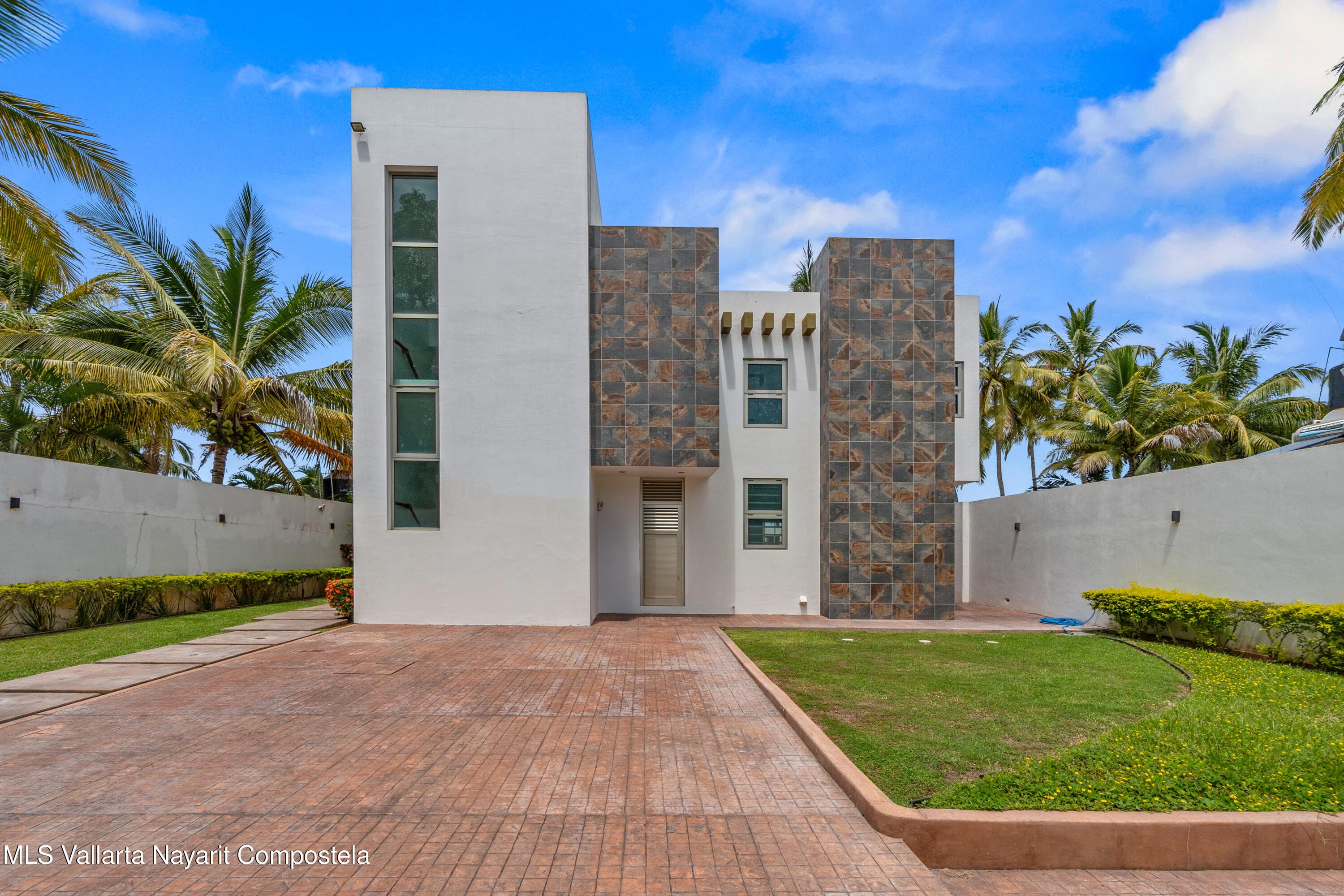 100 Carr. Playa Los Cocos-Aticama 14