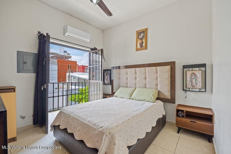 635 Marina Real 21