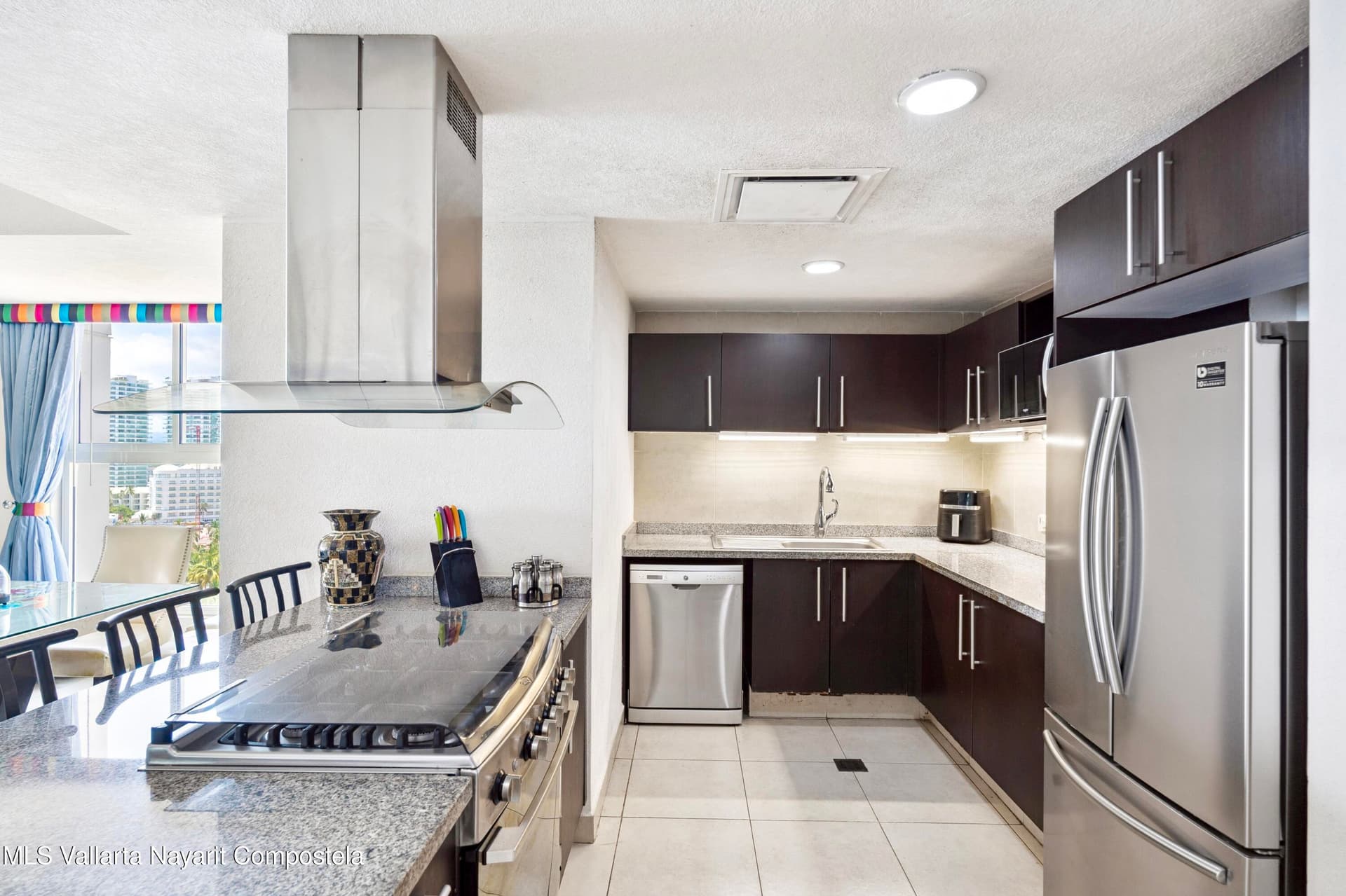 Grand Venetian 4
