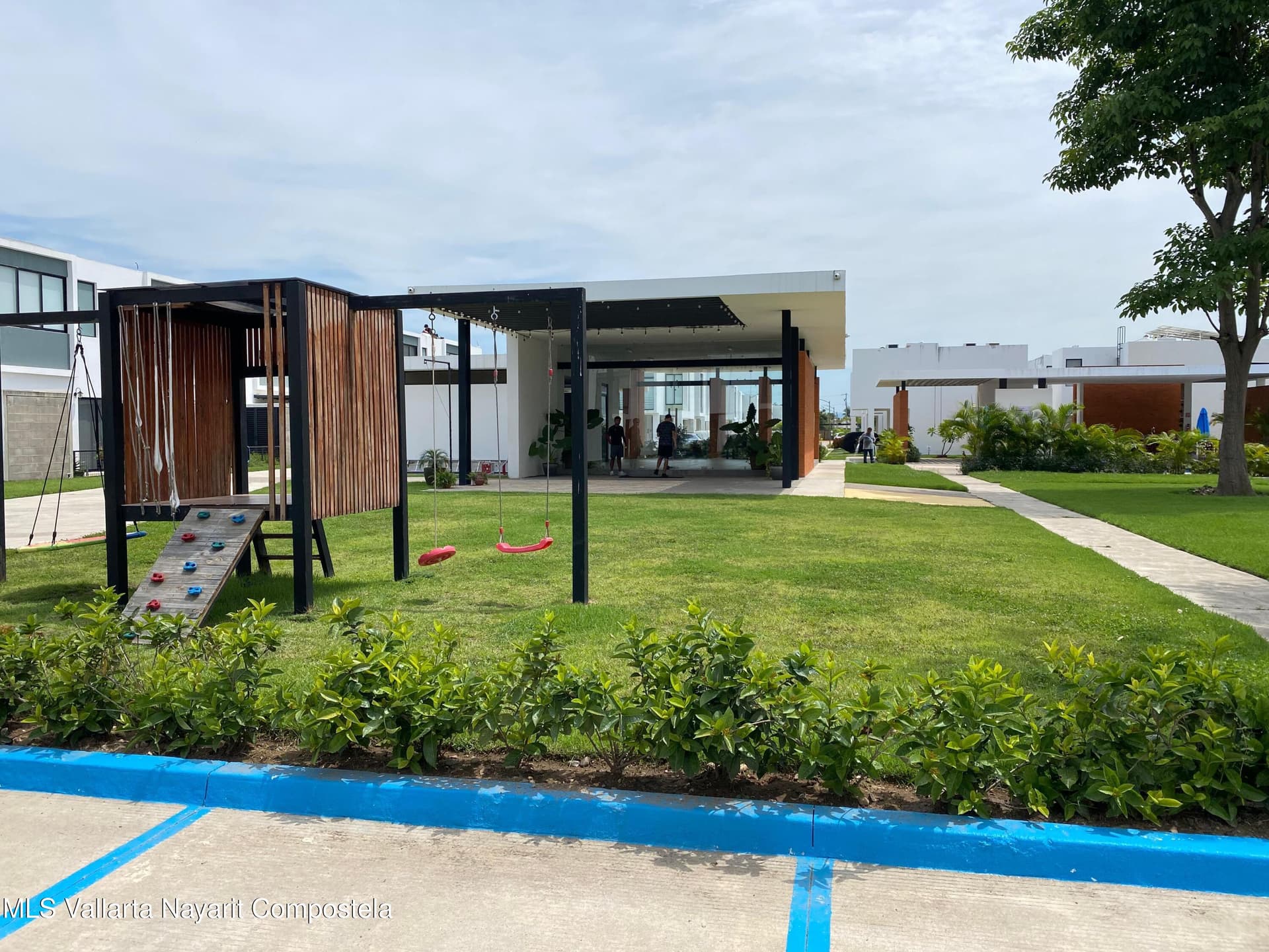 Ebano Residencial 2