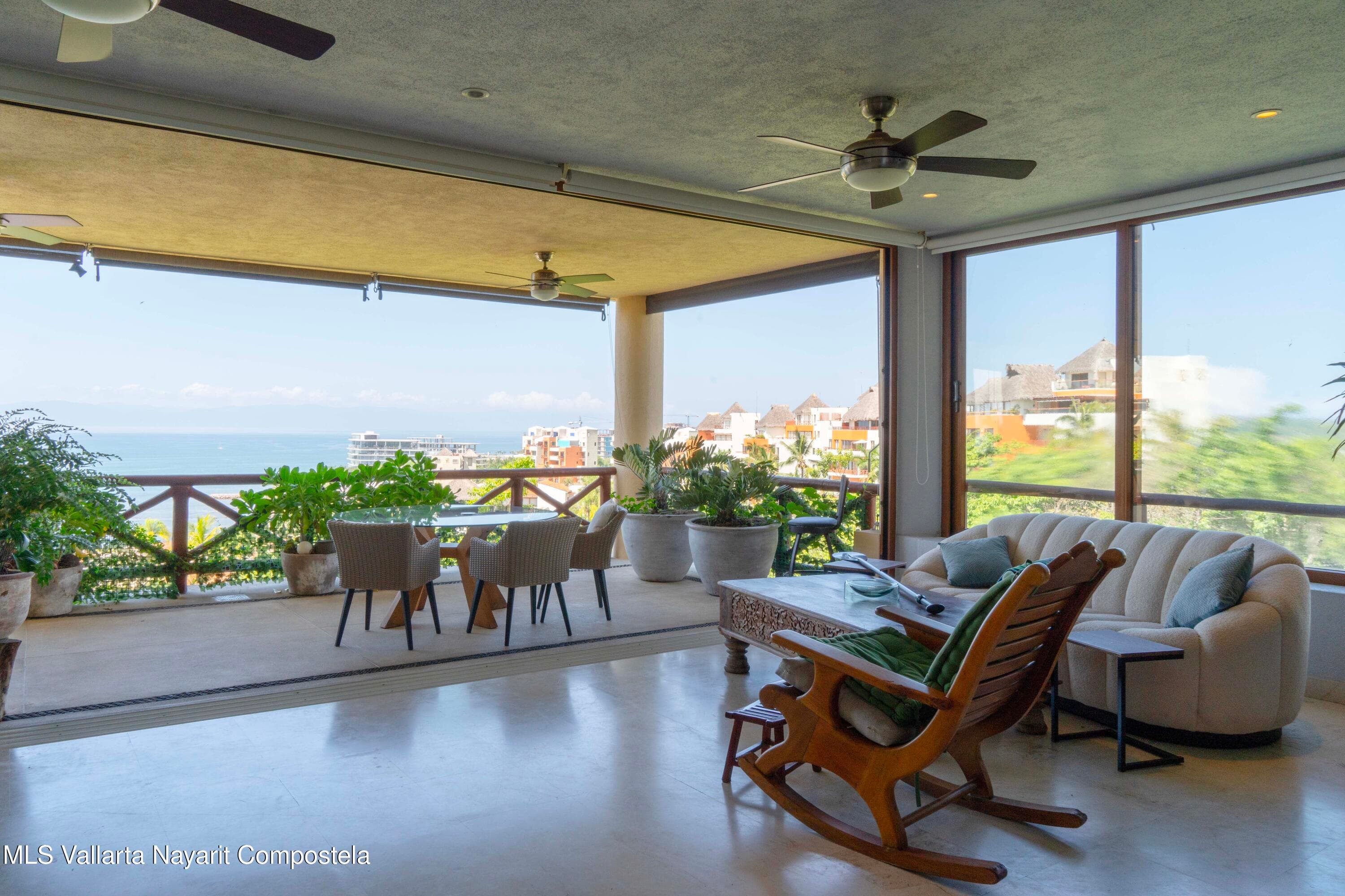 Condo 6