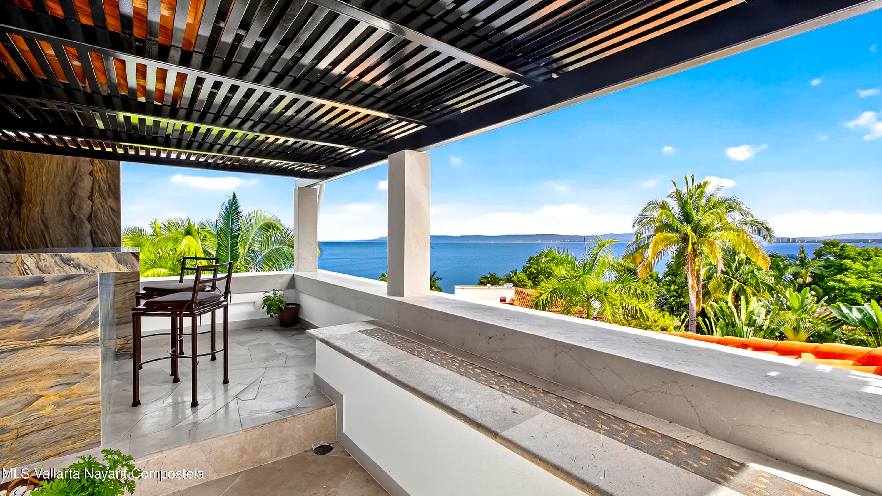 Sierra Del Mar 20