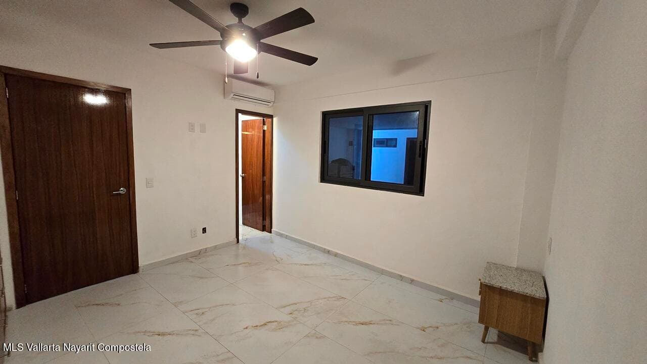 470 C. Fco. I. Madero 21
