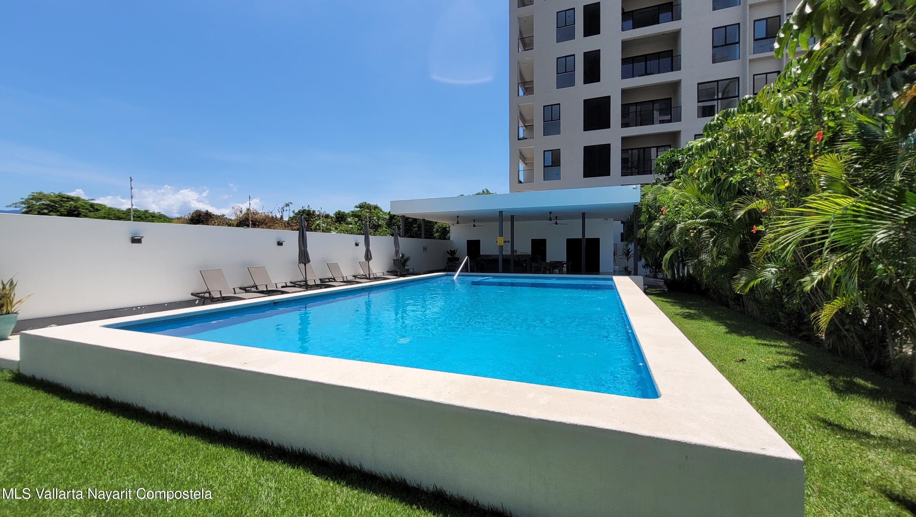 205 Manuel Lepe Macedo 24