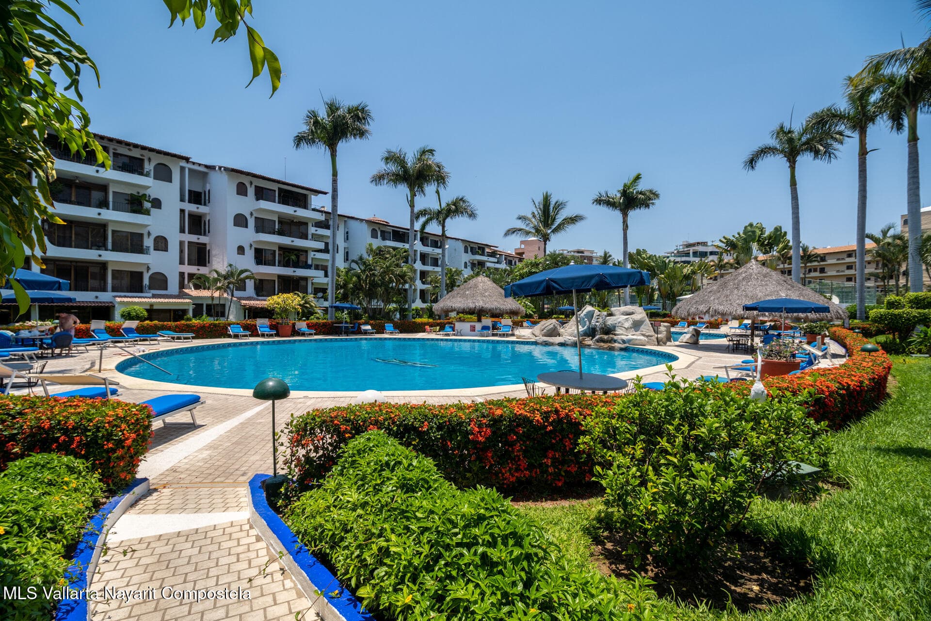 Royal Pacific Yacht Club 24