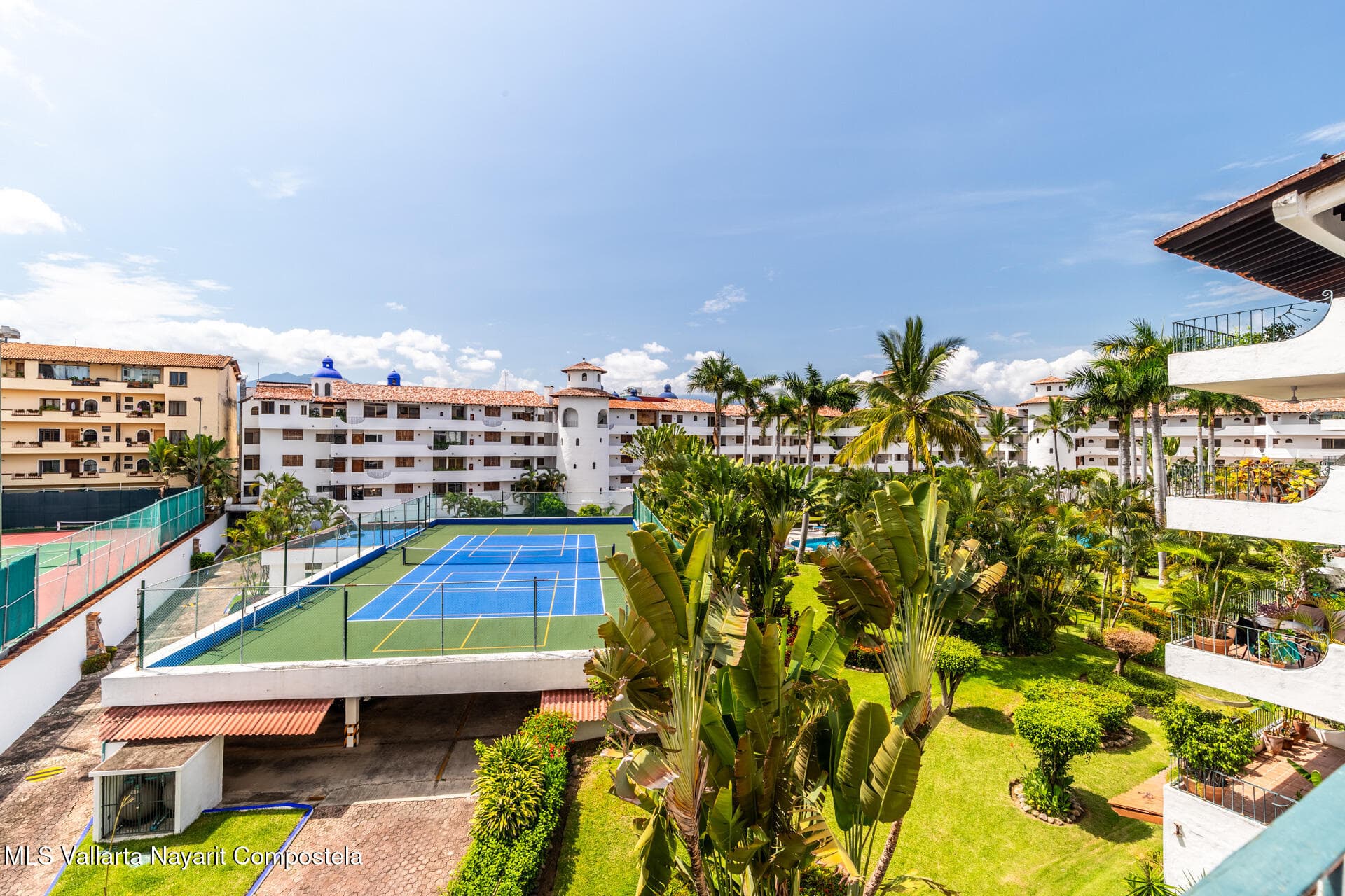 Royal Pacific Yacht Club 33