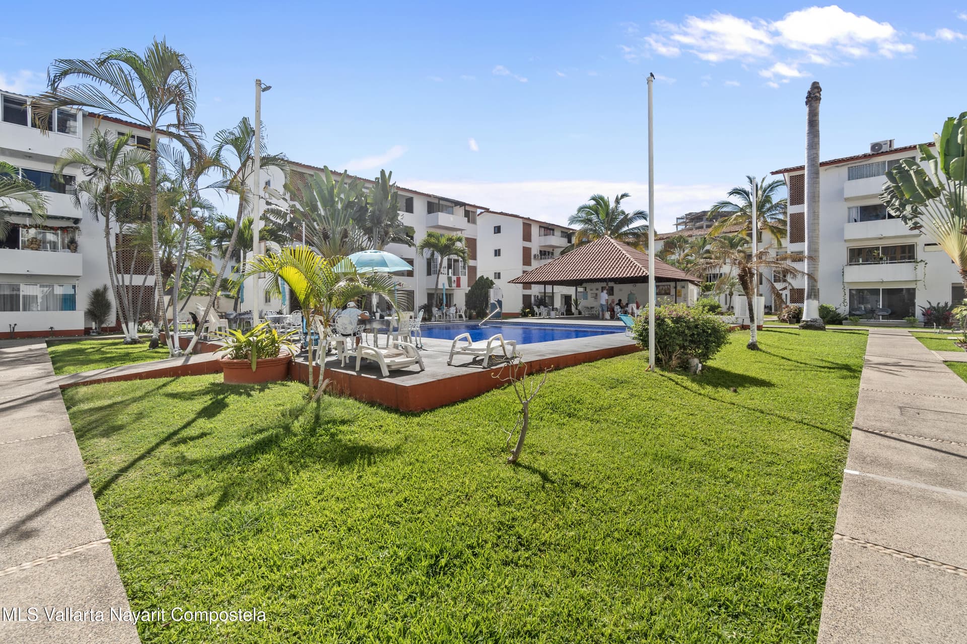 120 Av Prisciliano Sanchez 30