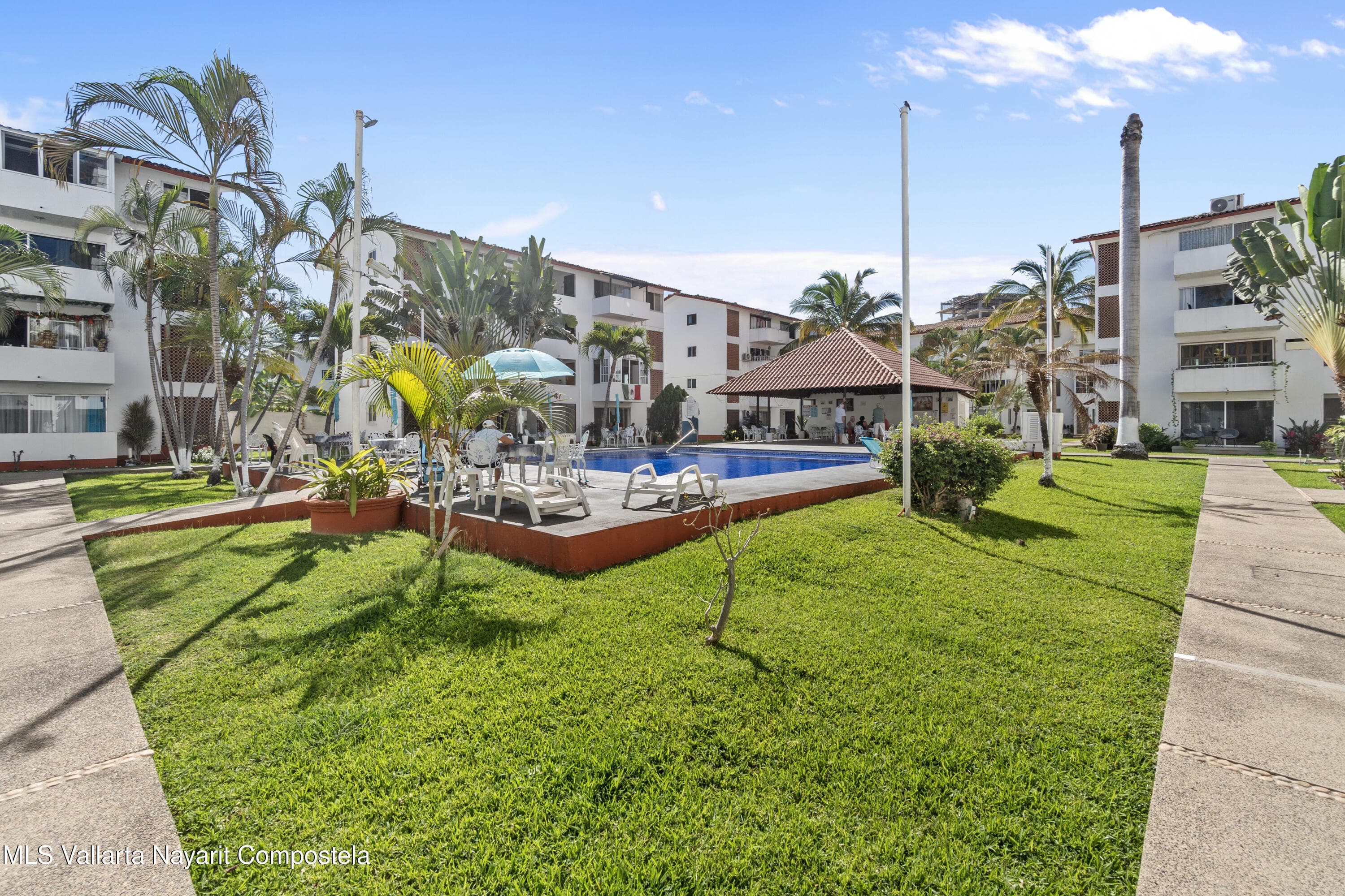 120 Av Prisciliano Sanchez 30