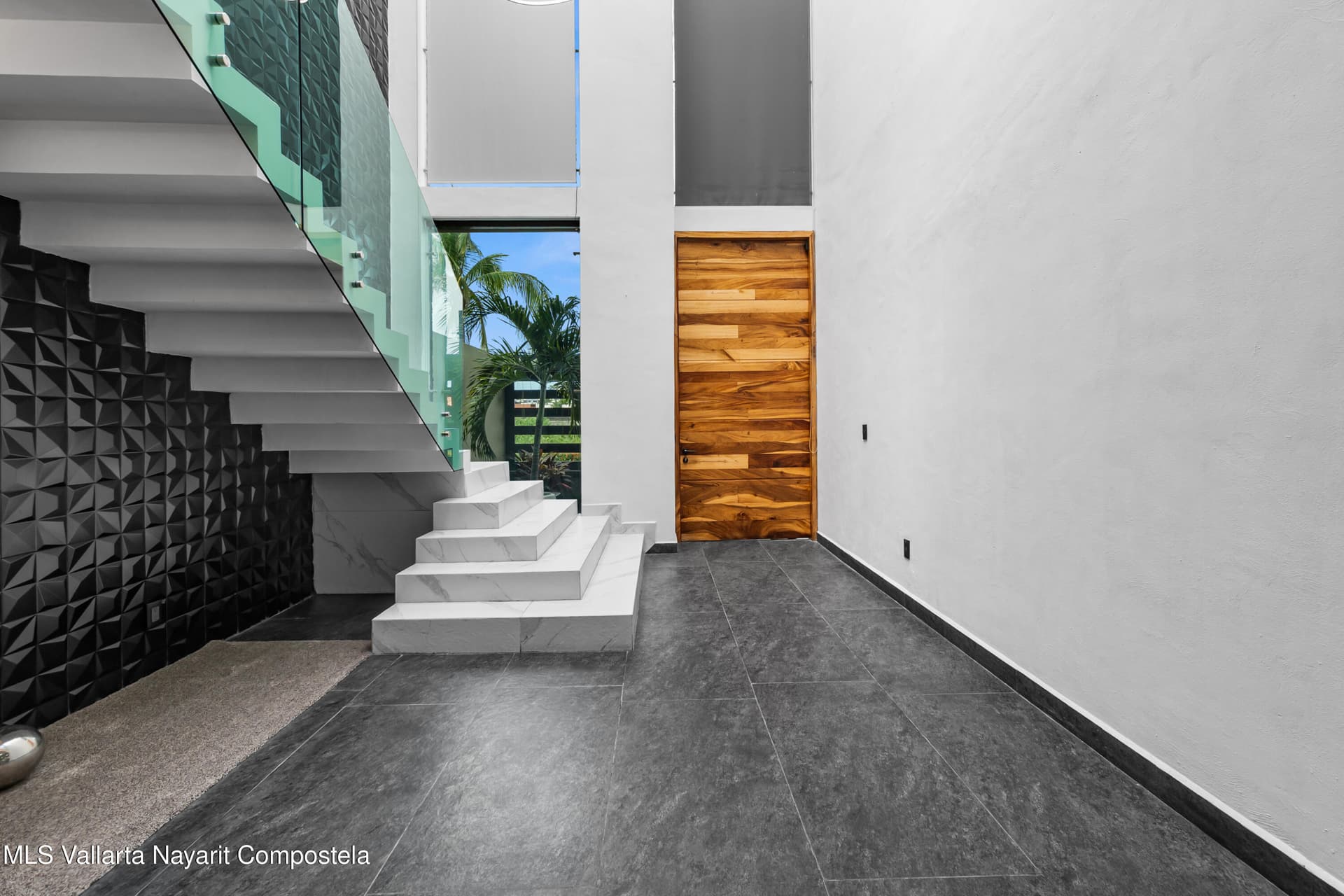 5 A Avenida Rinconada de Banderas 29