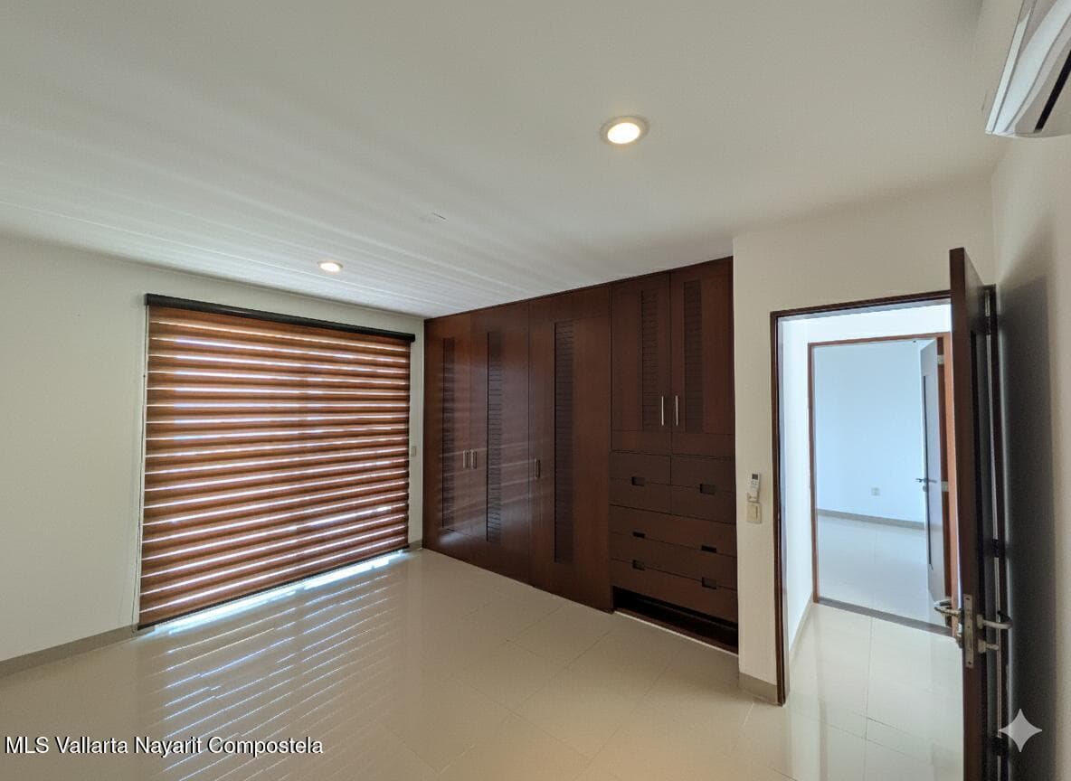 574 Avenida Mexico 13